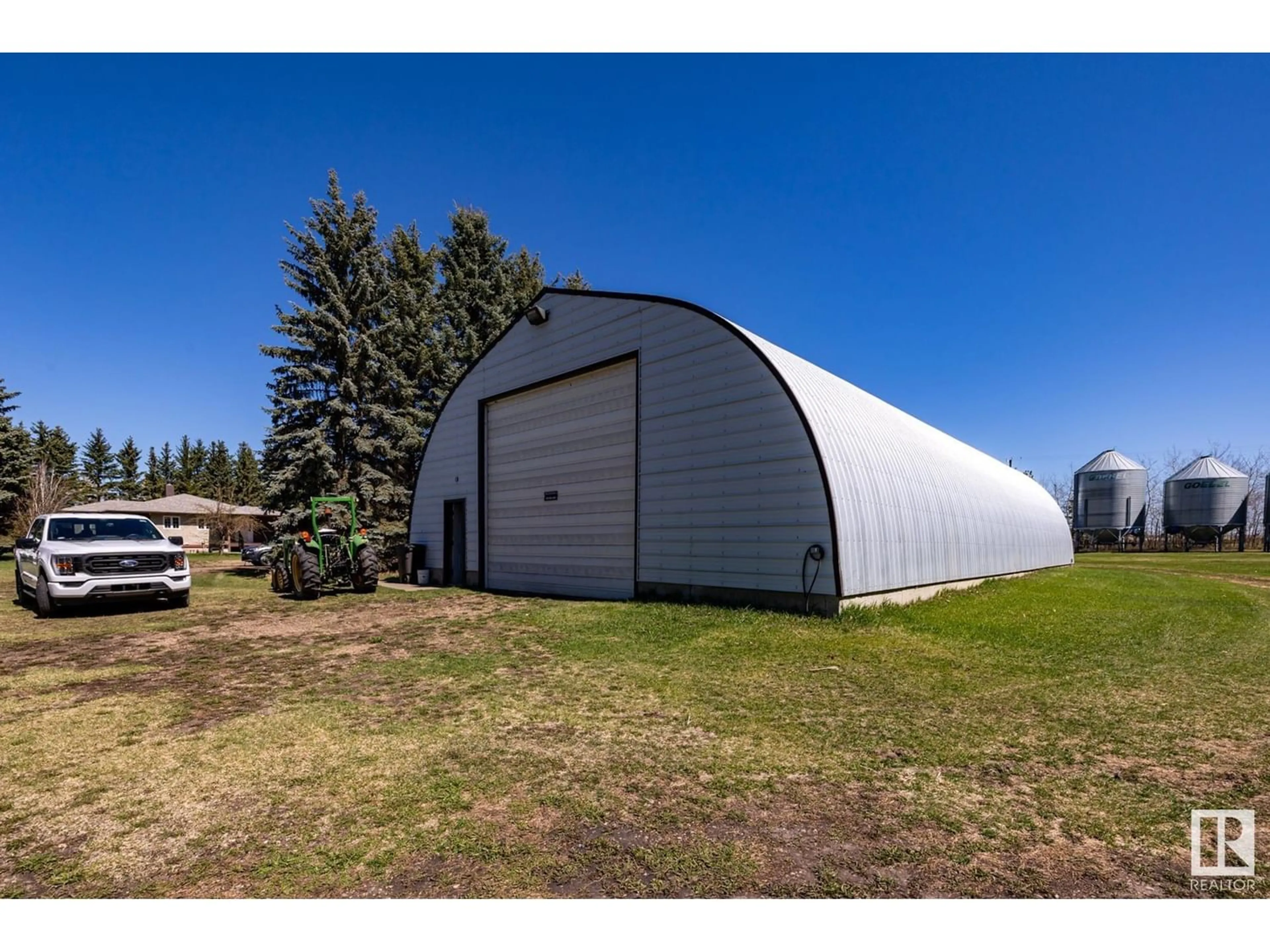 Shed for 55278 RGE RD 211, Rural Strathcona County Alberta T8L4A9