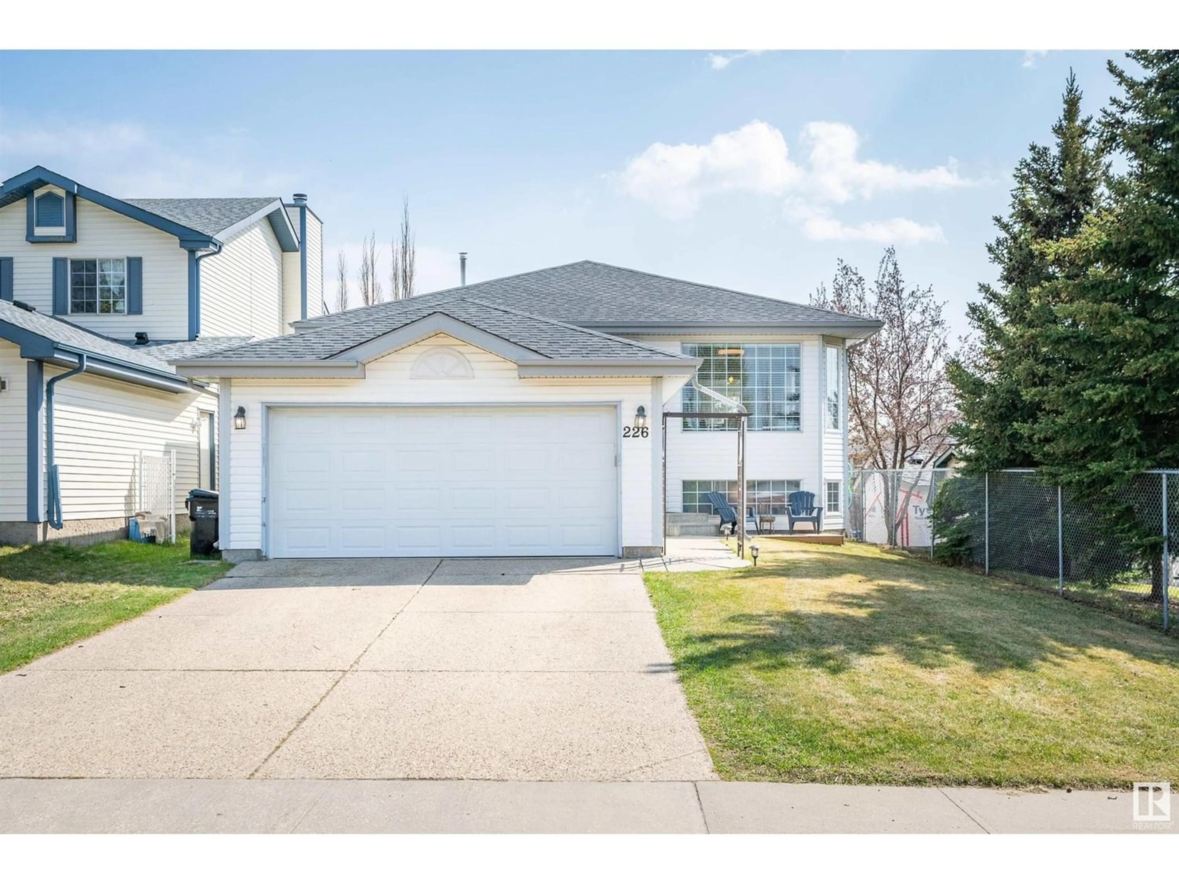 Frontside or backside of a home for 226 LILAC TC, Sherwood Park Alberta T8H1W3