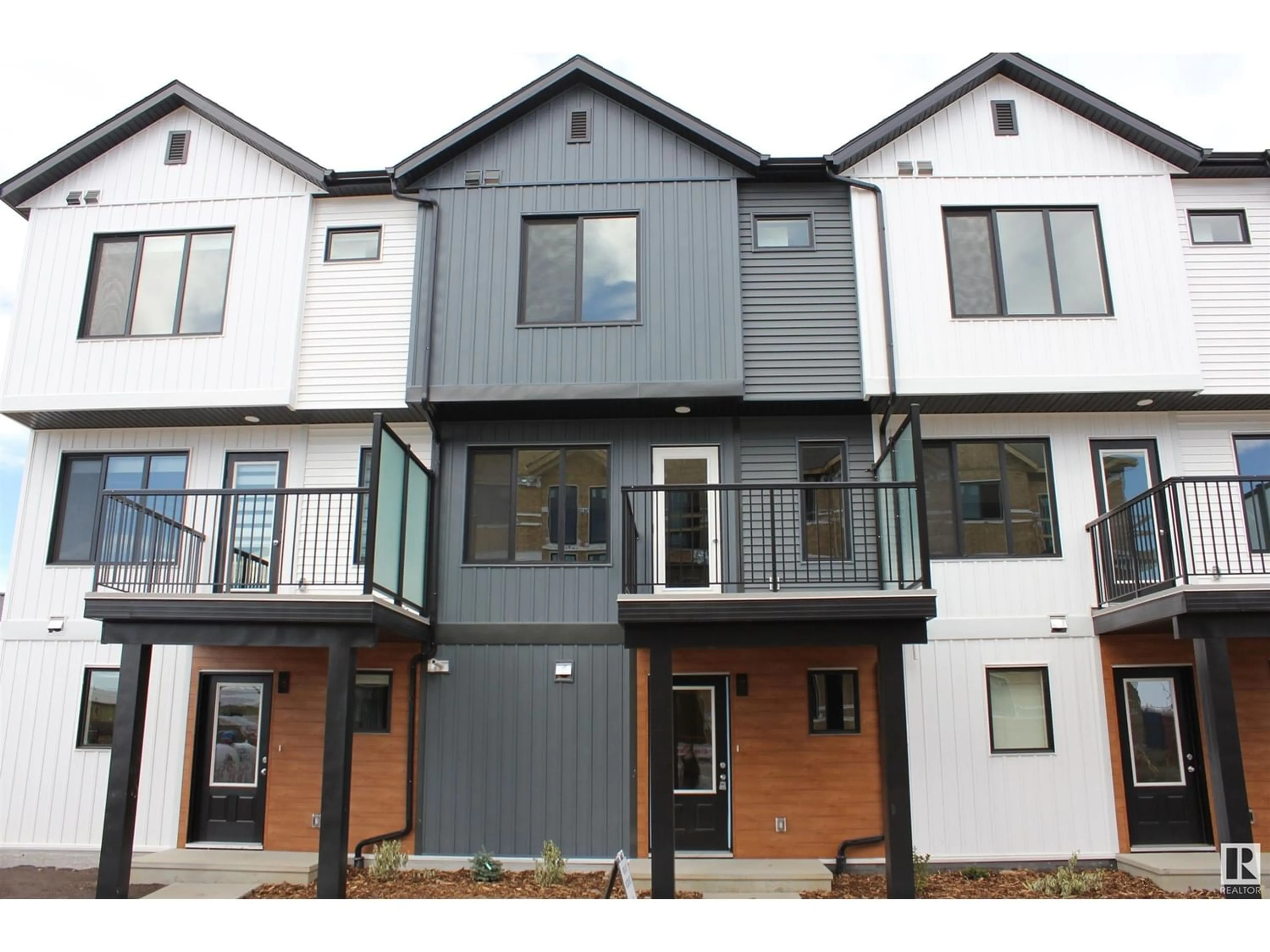 A pic from exterior of the house or condo for #29 850 Secord BV NW, Edmonton Alberta T5T7R9