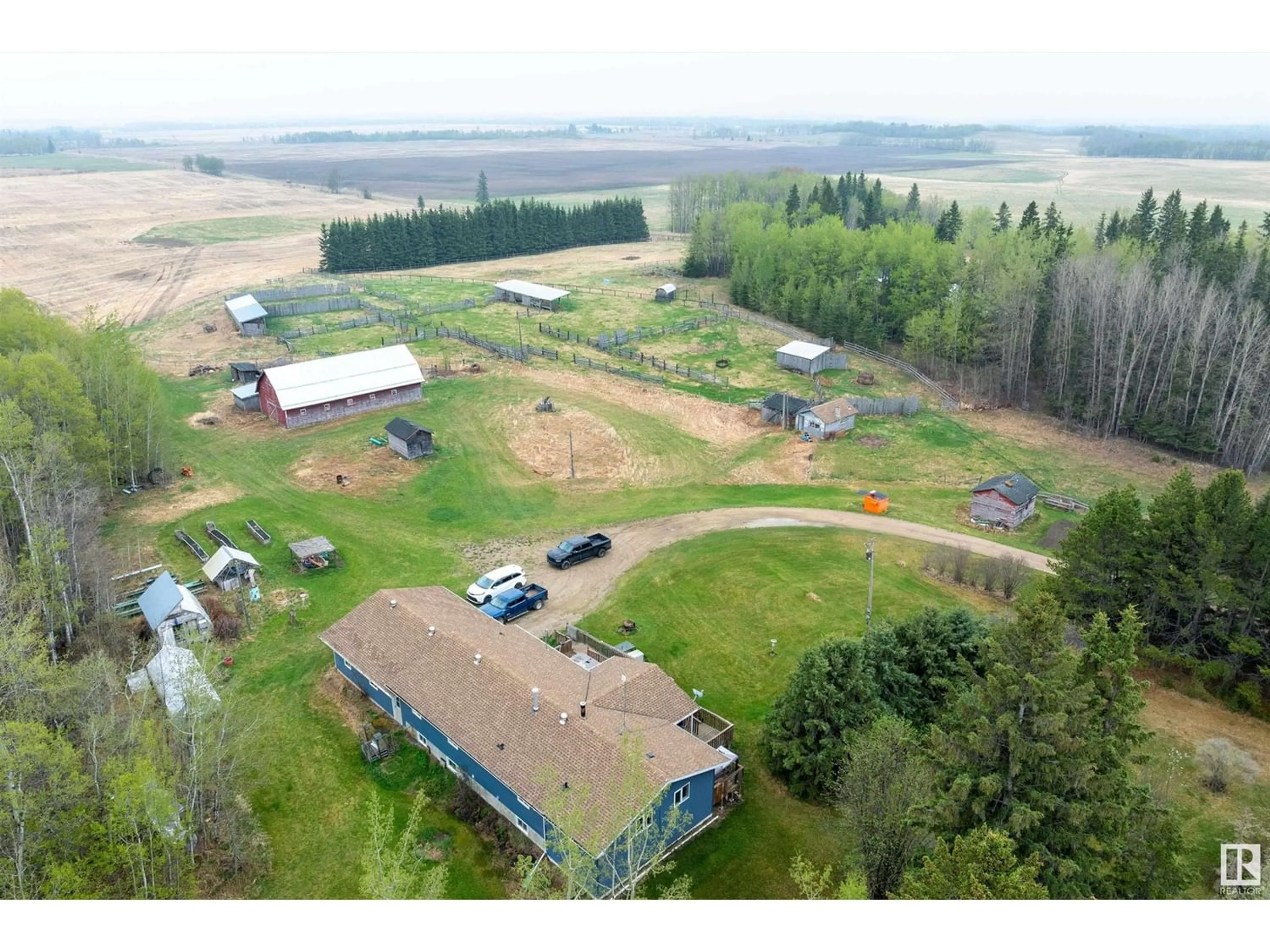 Fenced yard for 452007 RR 281, Rural Wetaskiwin County Alberta T0C1X0
