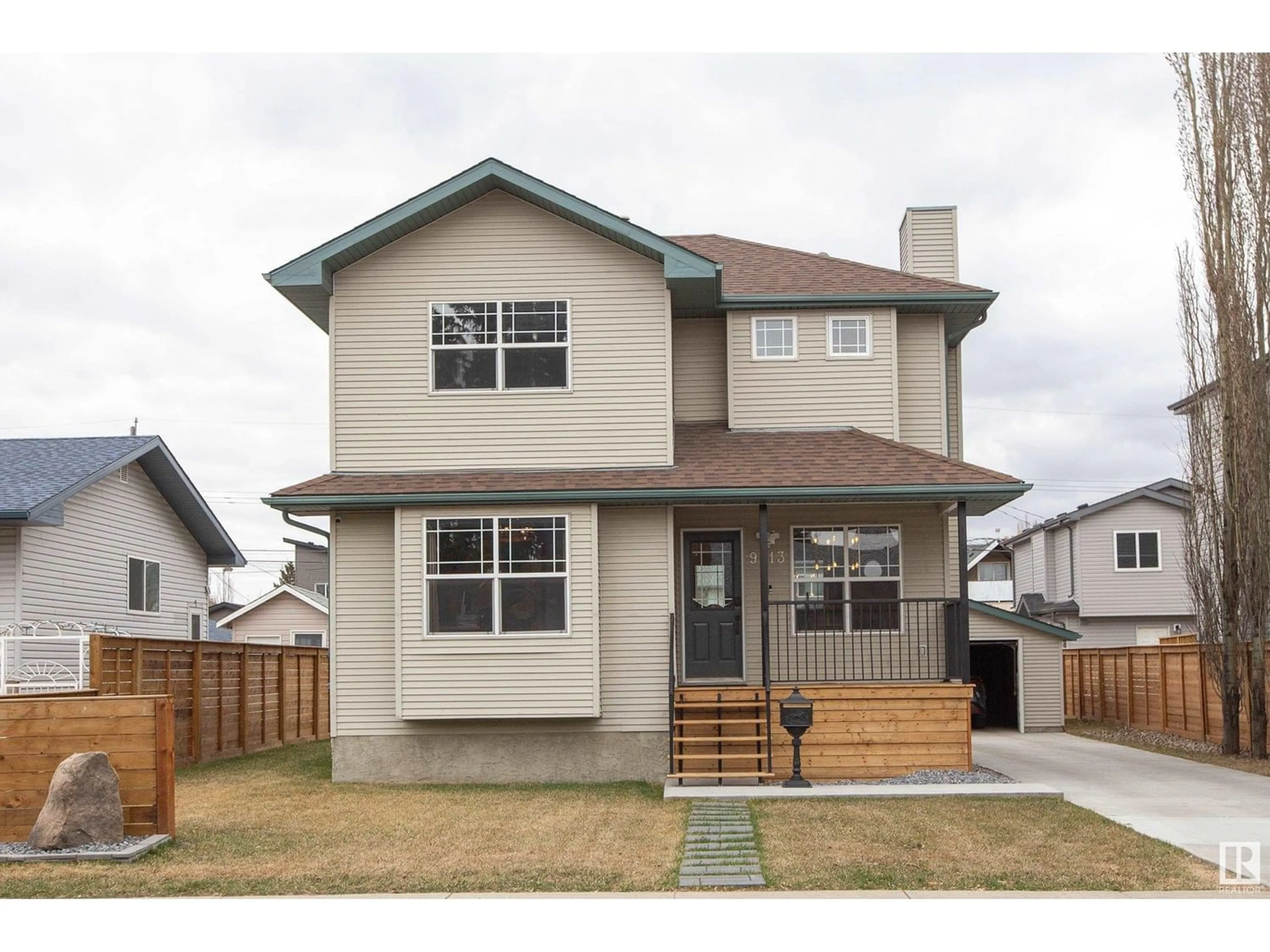 Frontside or backside of a home for 9713 160 ST NW, Edmonton Alberta T5P3C9