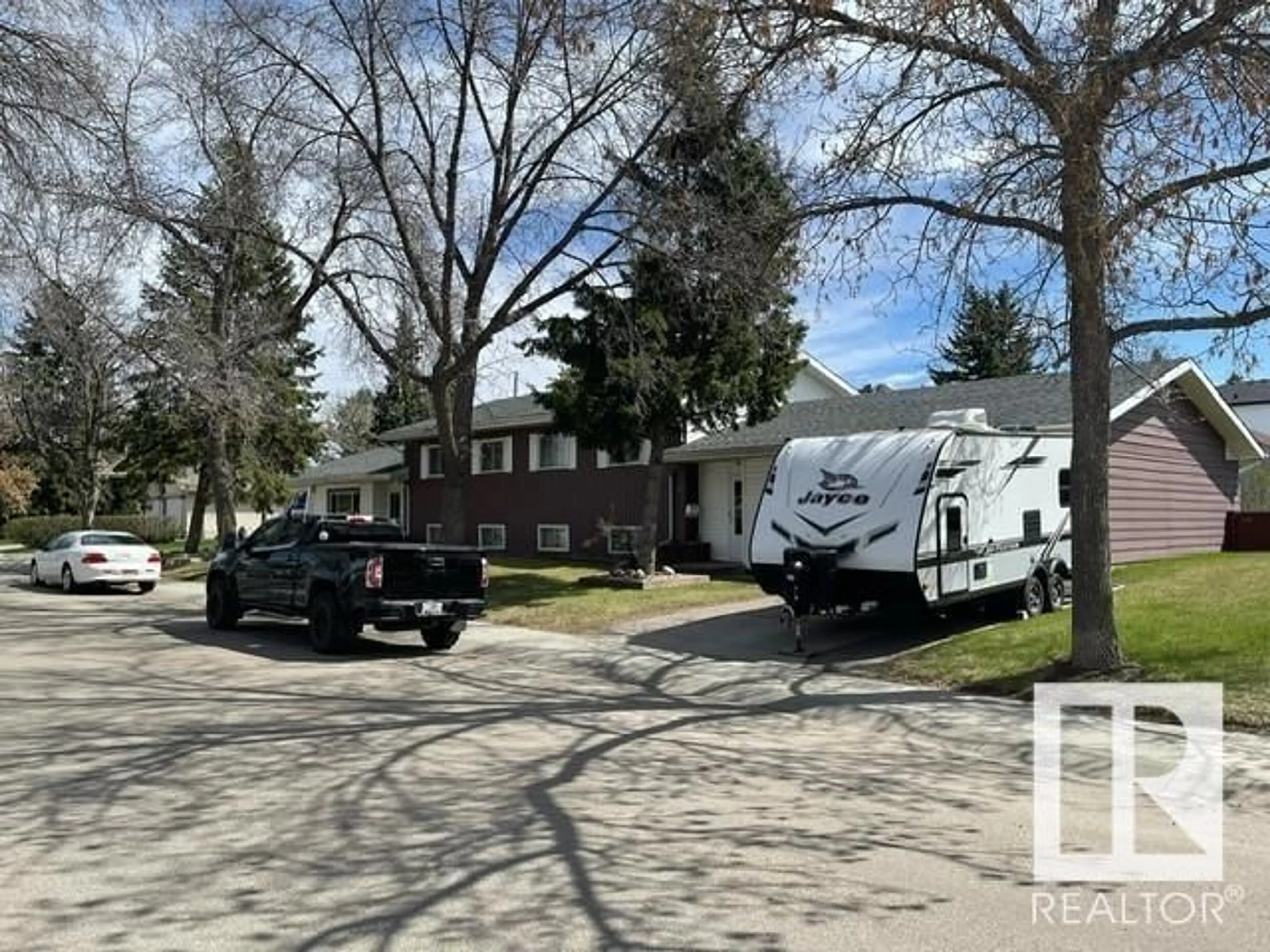 Street view for 14617 106 AV NW, Edmonton Alberta T5N1B7