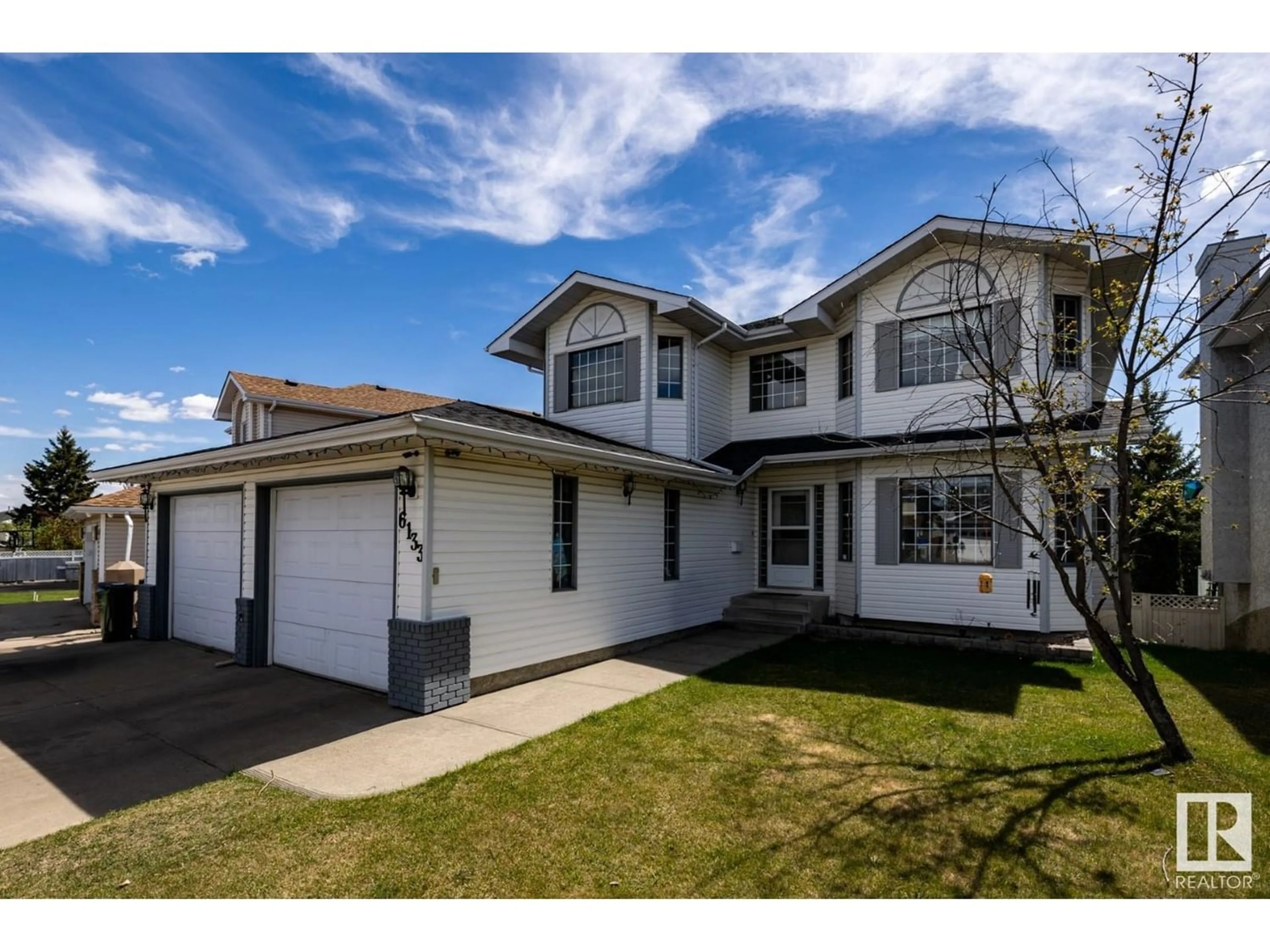 Frontside or backside of a home for 6133 157A AV NW, Edmonton Alberta T5Y2P6
