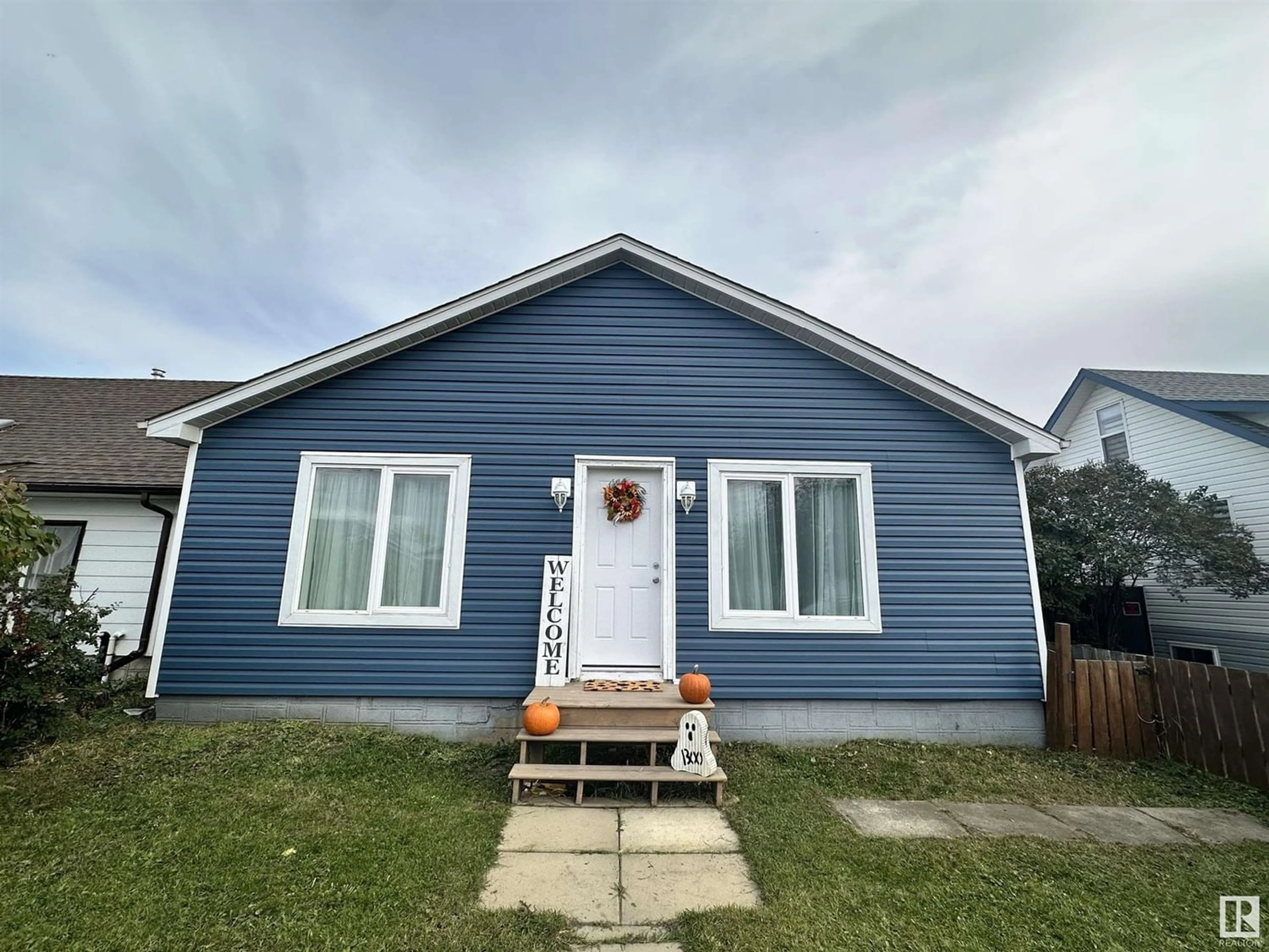 Frontside or backside of a home for 9735 107 ST, Westlock Alberta T7P1R8