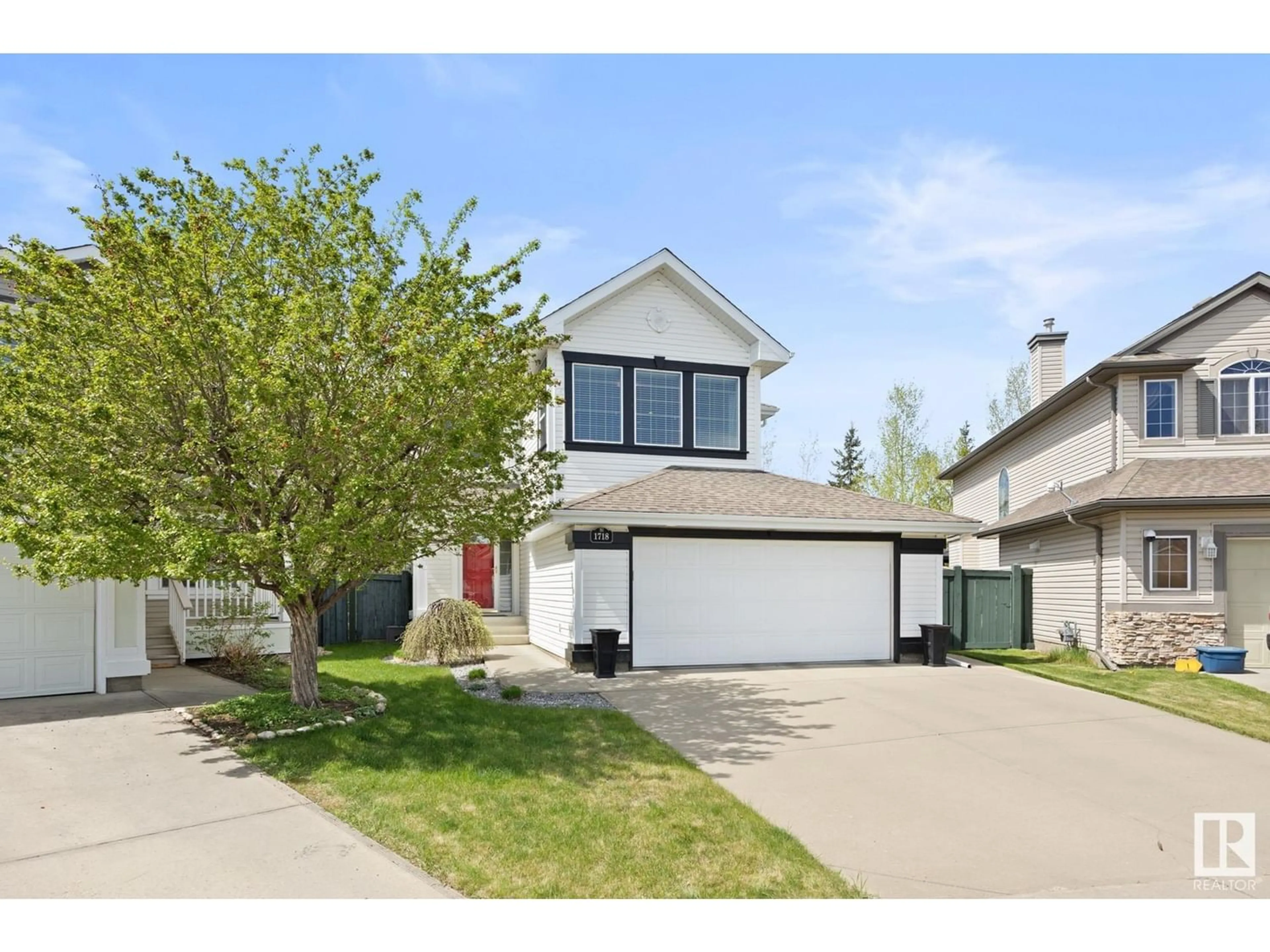 Frontside or backside of a home for 1718 ROBERTSON PLACE PL SW, Edmonton Alberta T6W1H8
