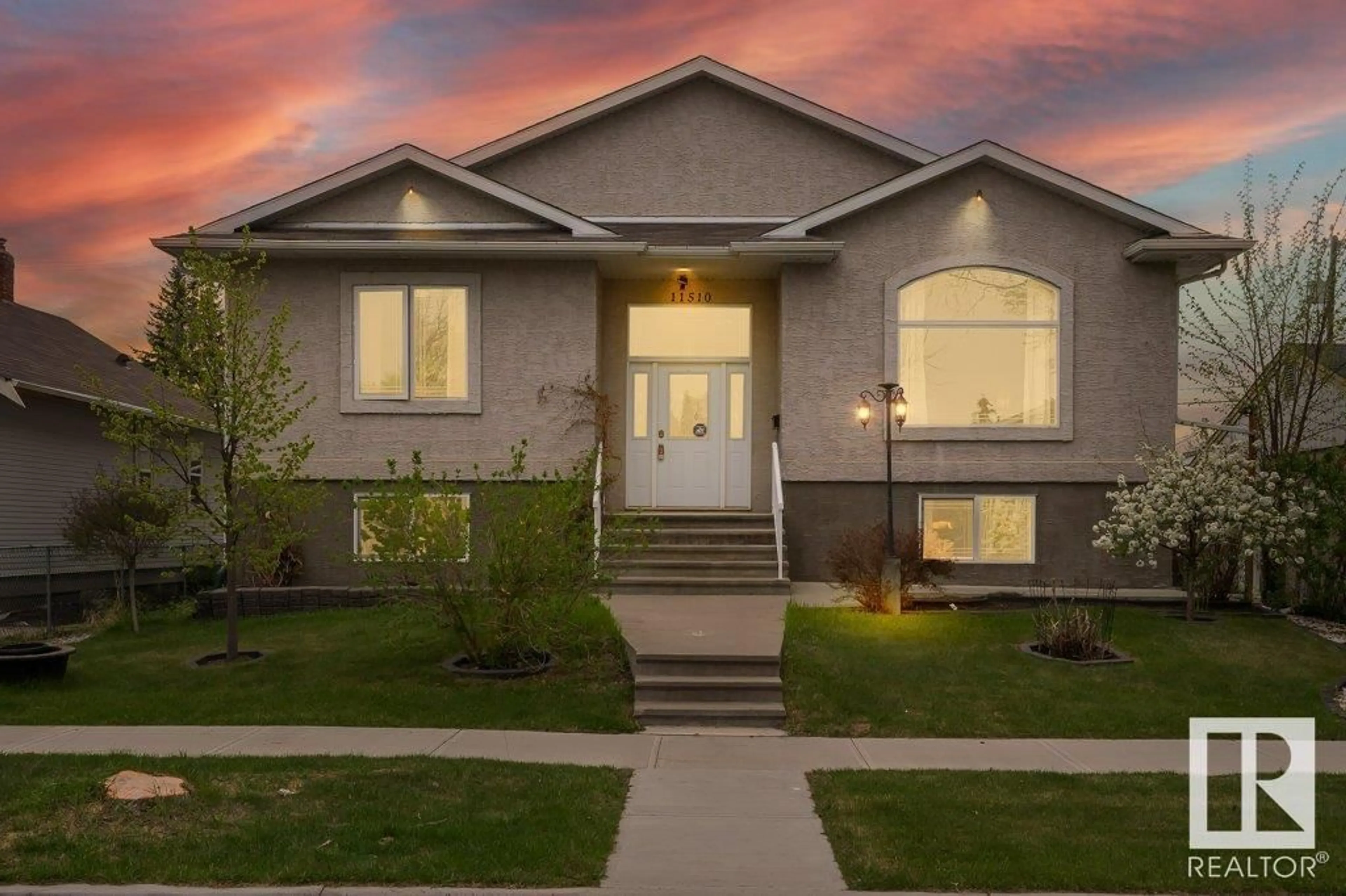 Frontside or backside of a home for 11510 130 AV NW, Edmonton Alberta T5E0T7