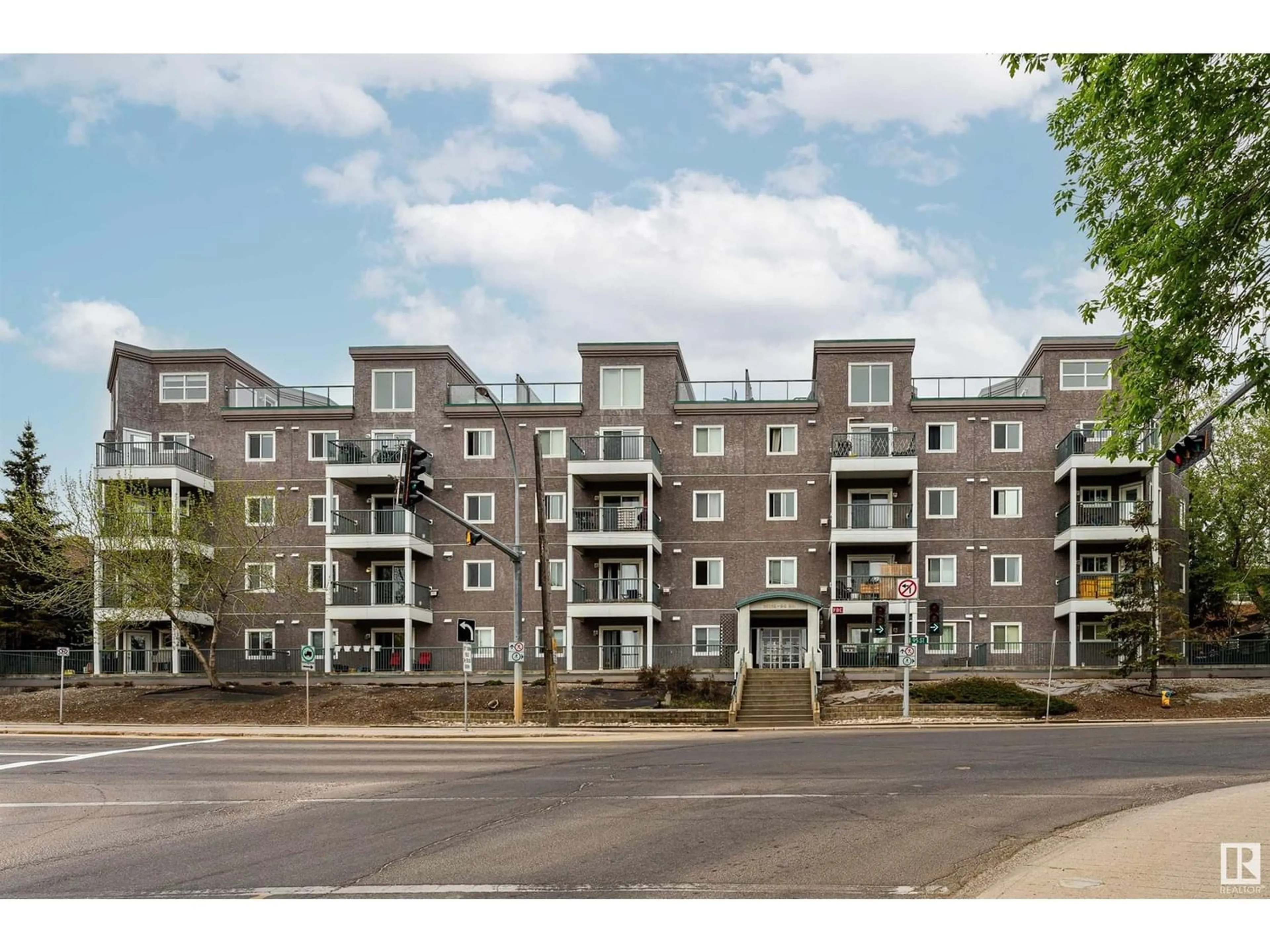 A pic from exterior of the house or condo for #203 10118 95 ST NW, Edmonton Alberta T5H4R6
