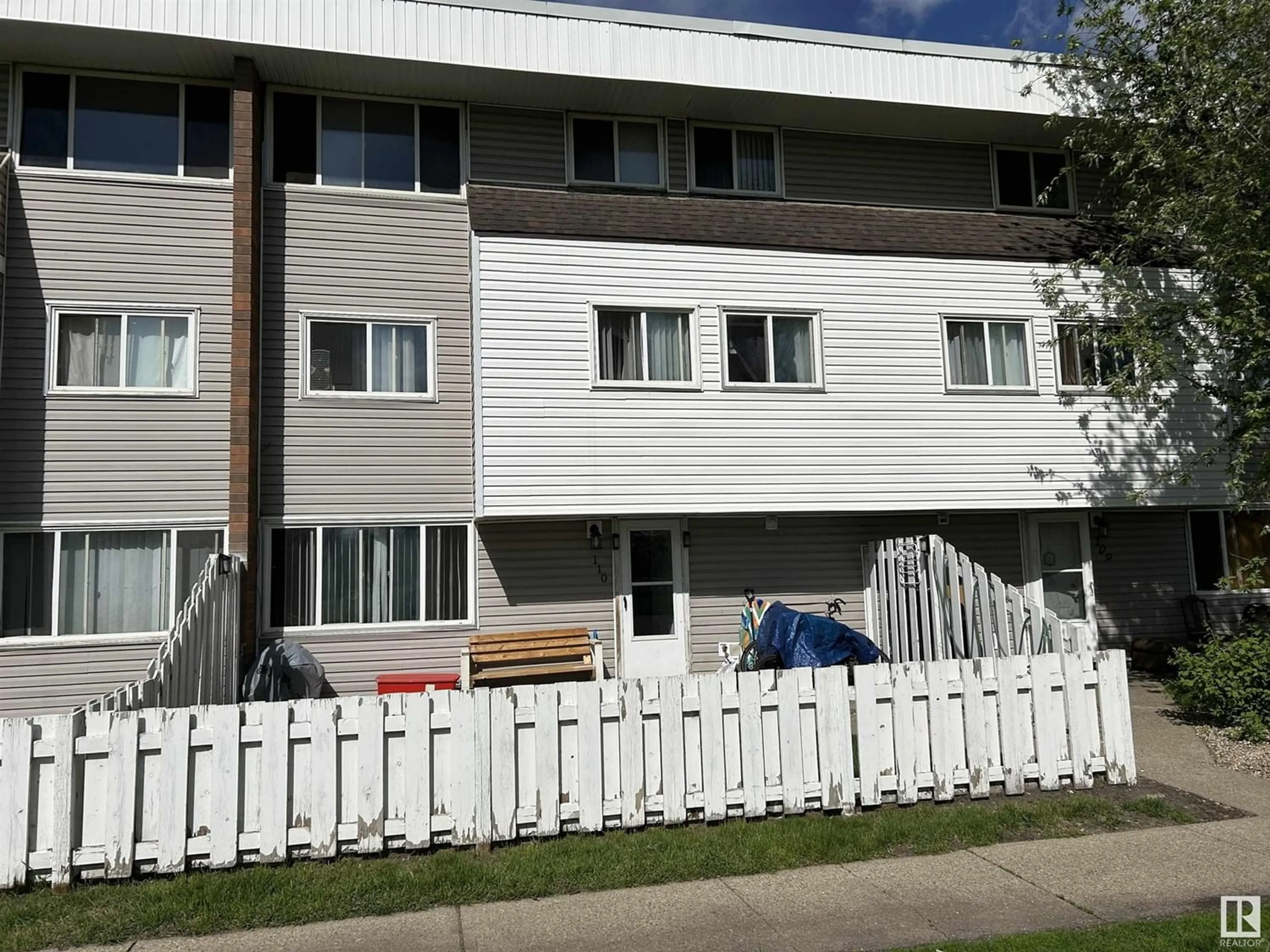 A pic from exterior of the house or condo for #110 2908 116A AV NW, Edmonton Alberta T5W4R7