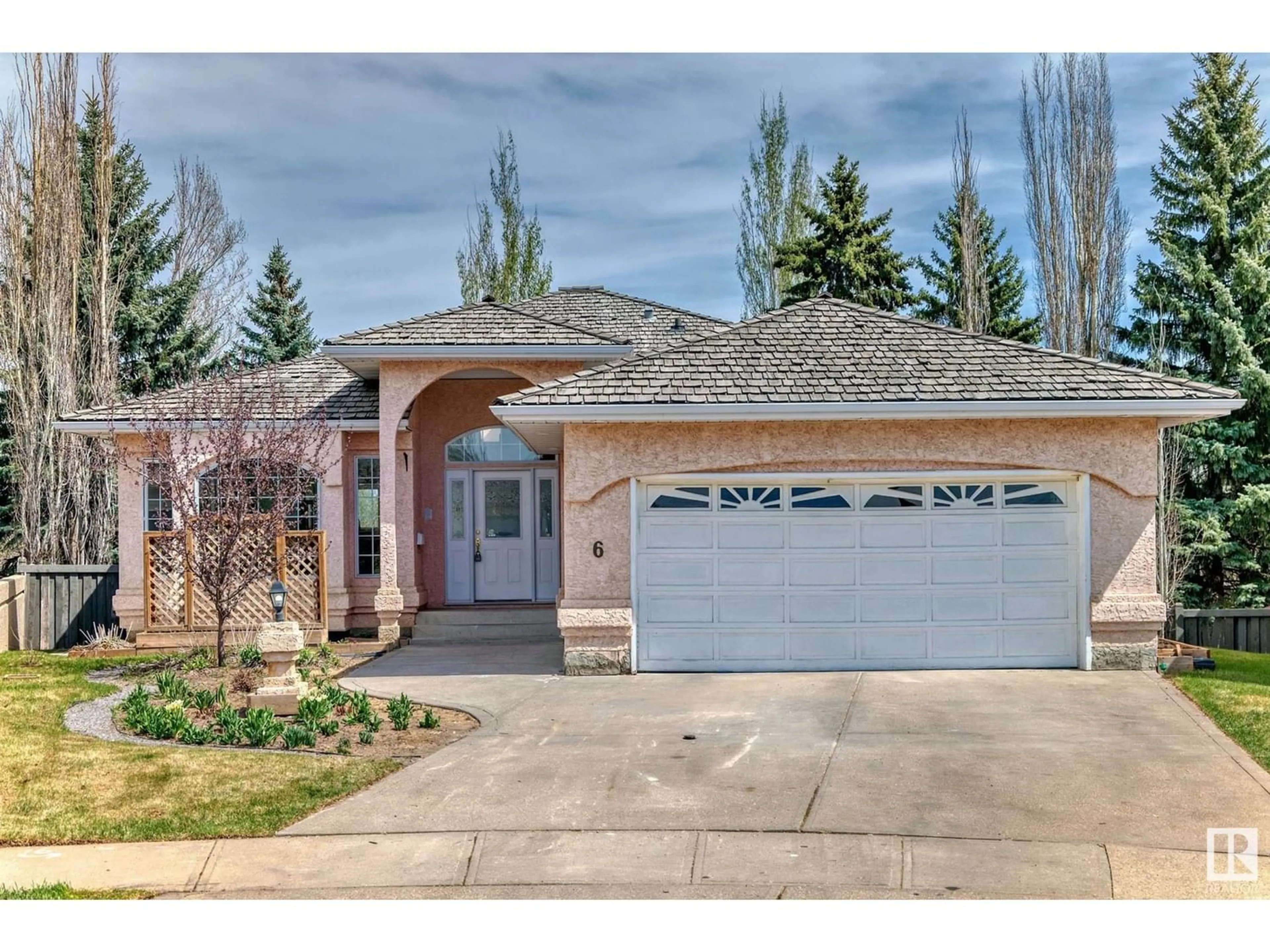 Frontside or backside of a home for 6 ONESTI PL, St. Albert Alberta T8N6E5