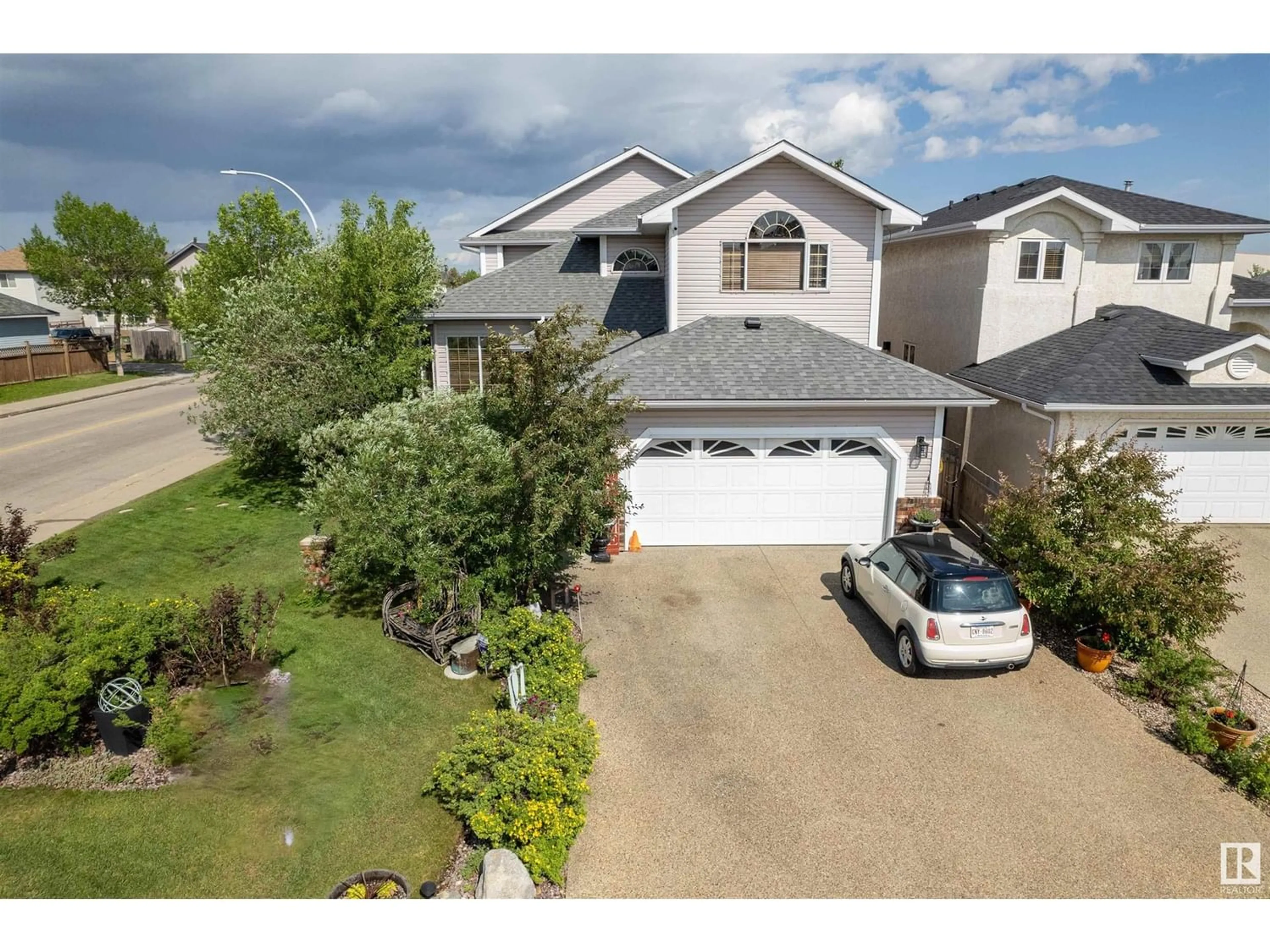 Frontside or backside of a home for 416 Hollick-Kenyon RD NW, Edmonton Alberta T5Y2T9