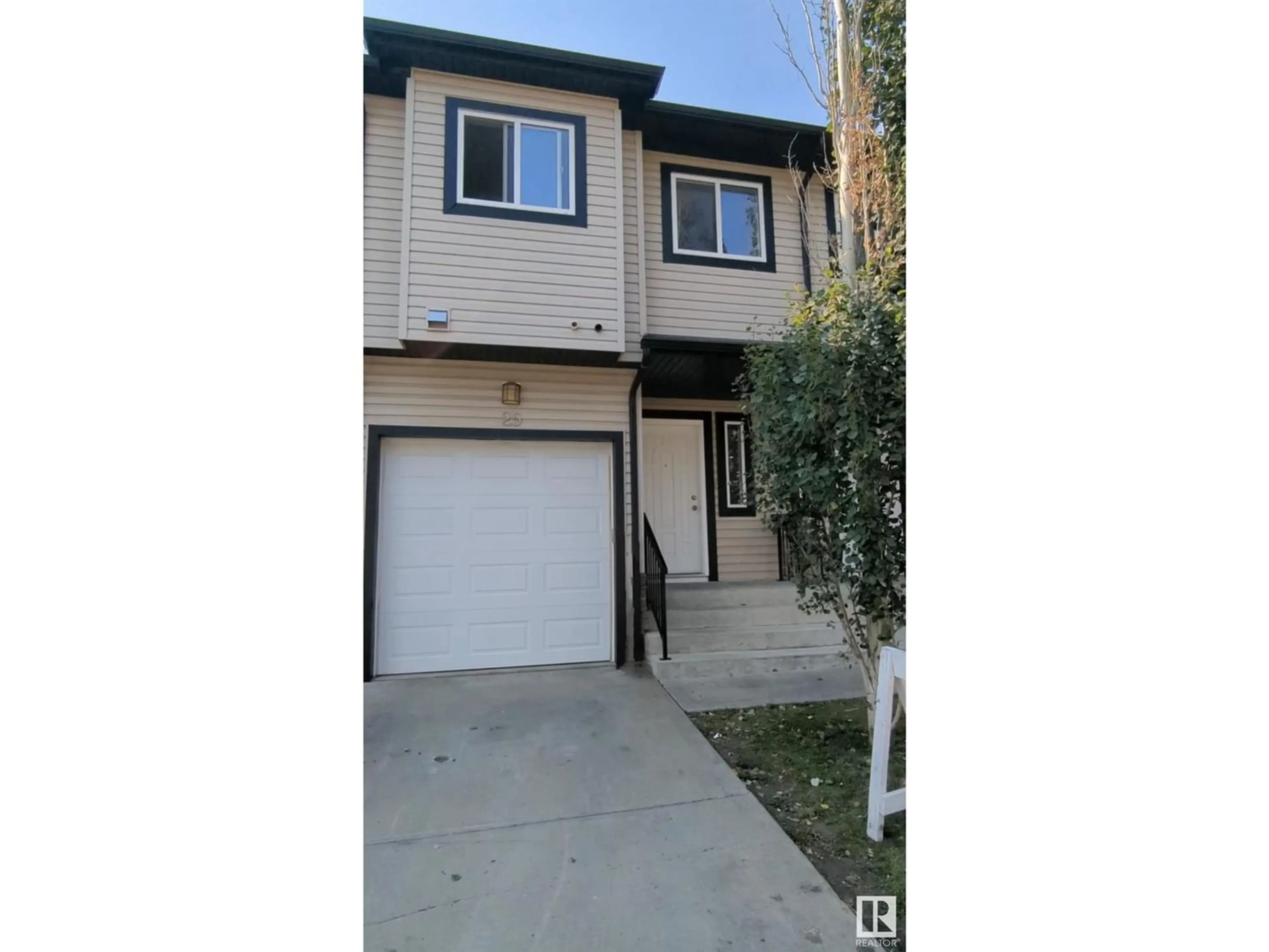 A pic from exterior of the house or condo for #25 1820 34 AV NW, Edmonton Alberta T6T1Y9