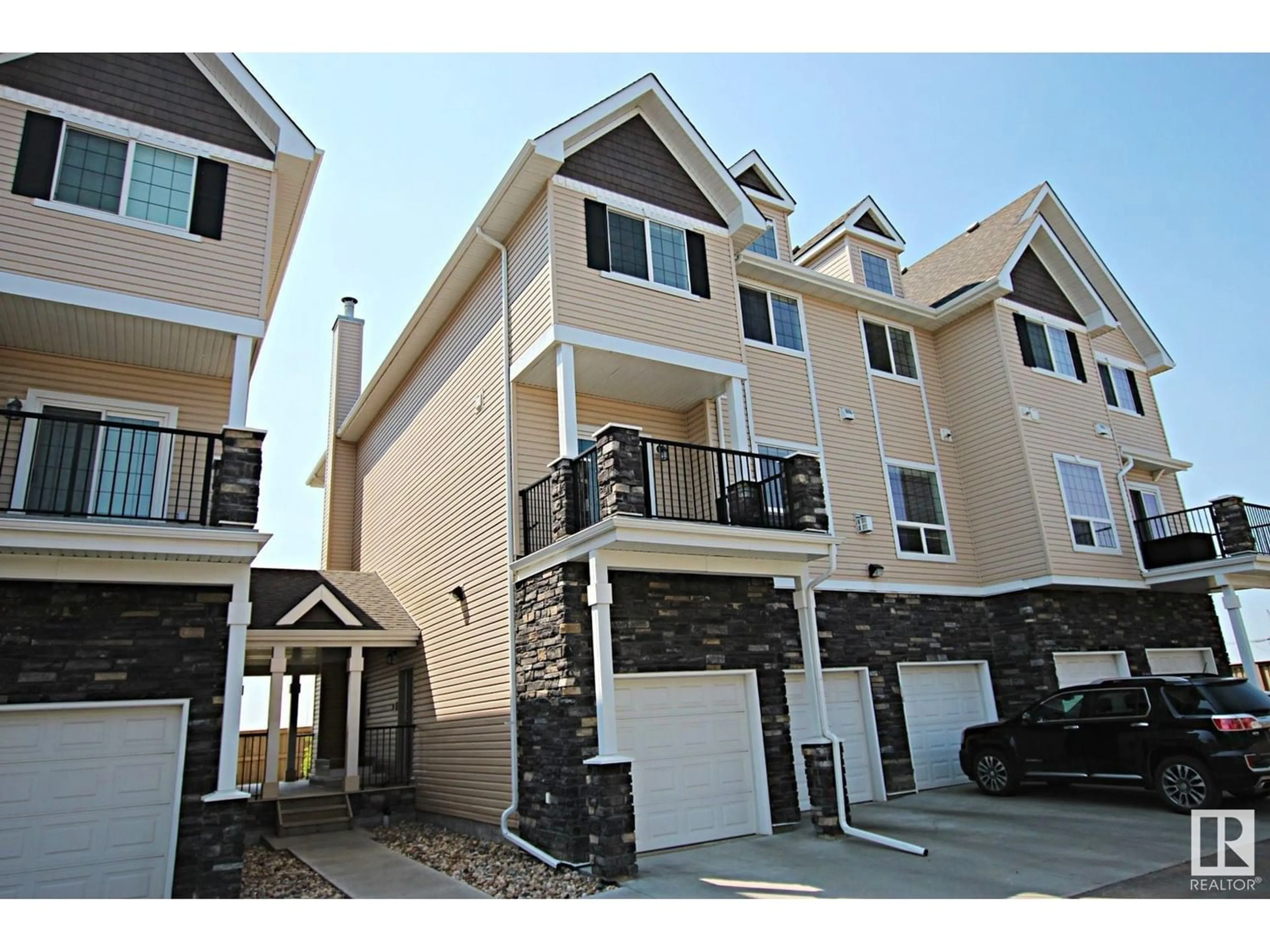 A pic from exterior of the house or condo for #116 7293 SOUTH TERWILLEGAR DR NW, Edmonton Alberta T6R0N5