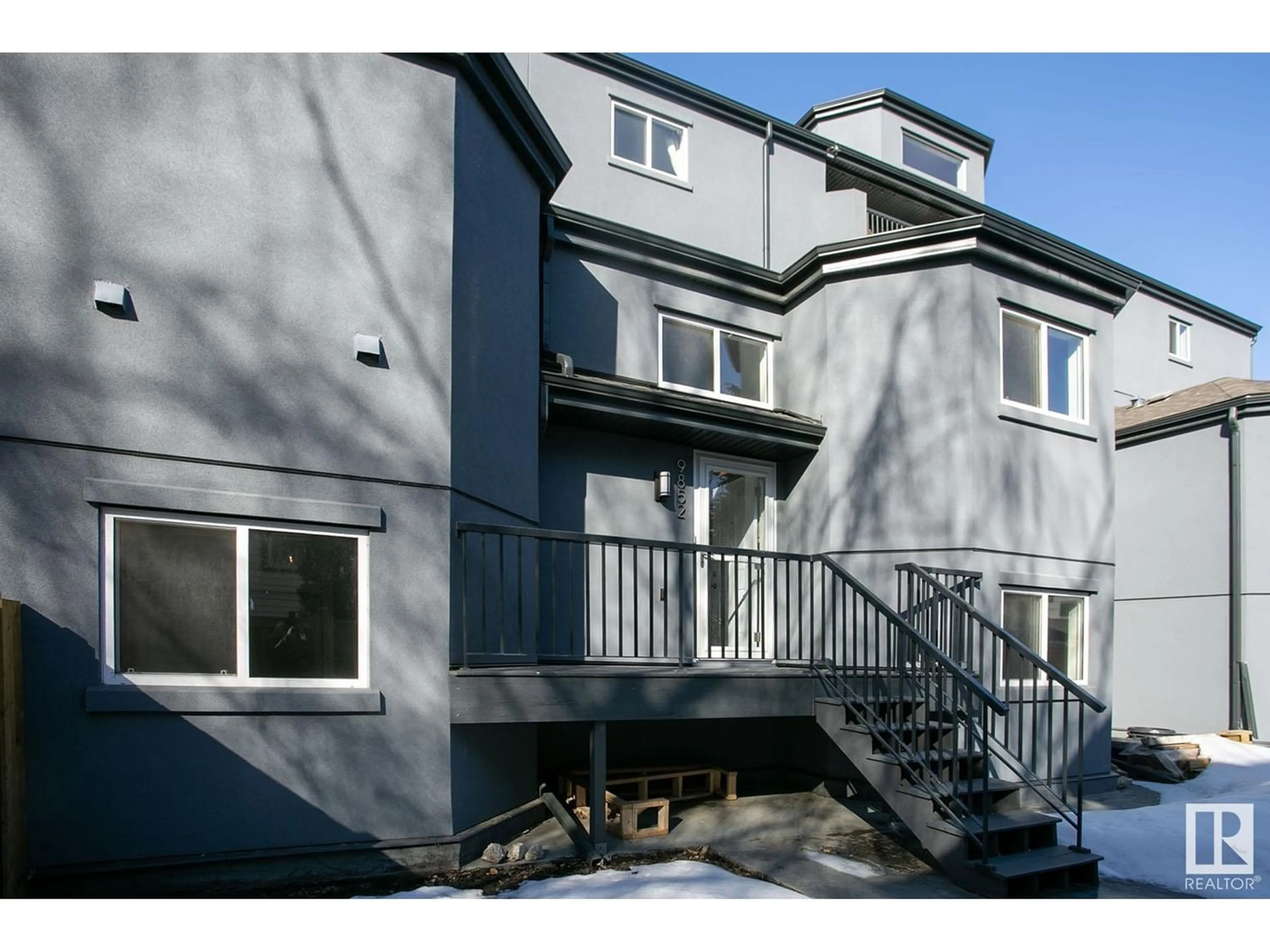 A pic from exterior of the house or condo for #106 9854 88 AV NW, Edmonton Alberta T6E2R3