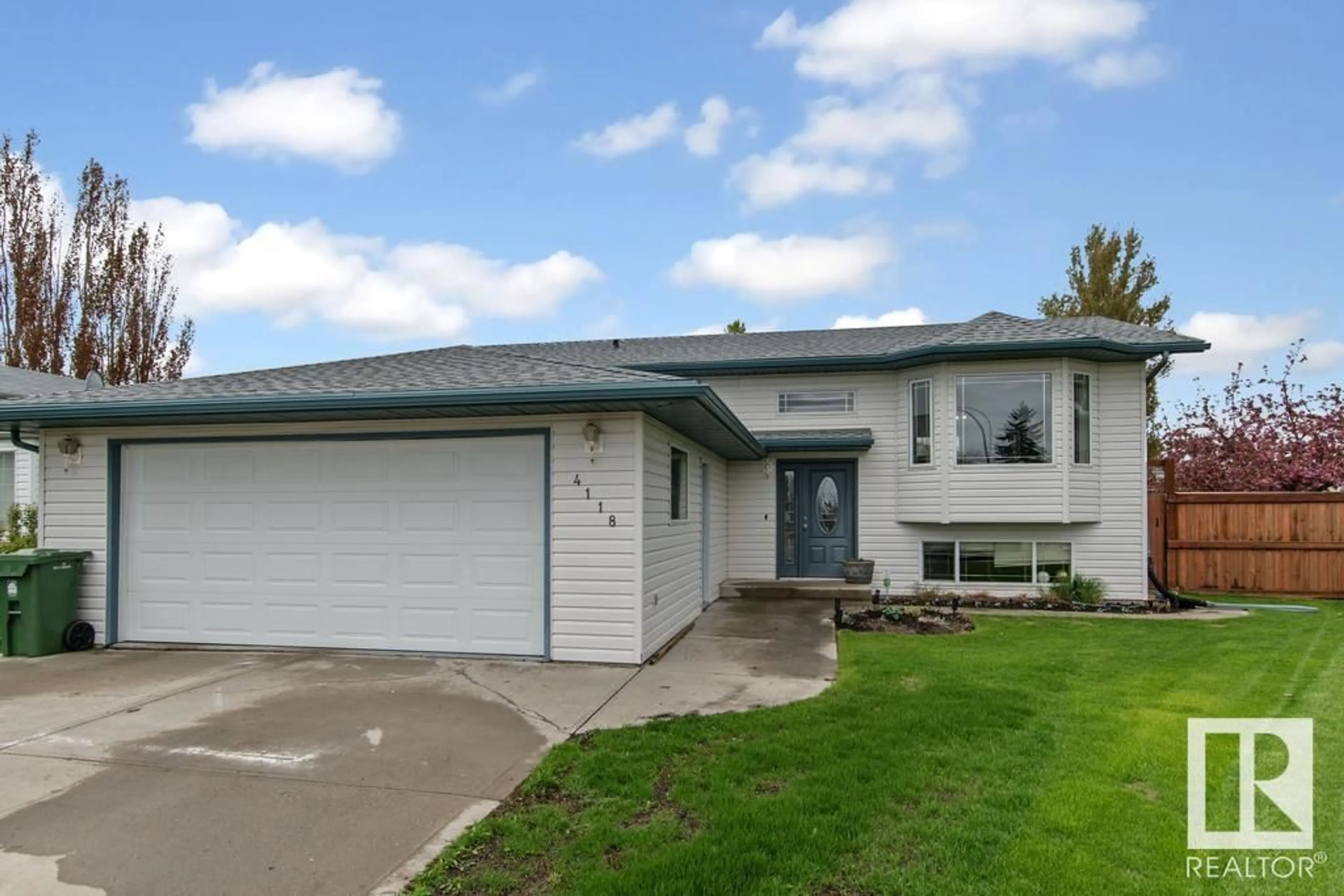 Frontside or backside of a home for 4118 39 ST, Bonnyville Town Alberta T9N2G9