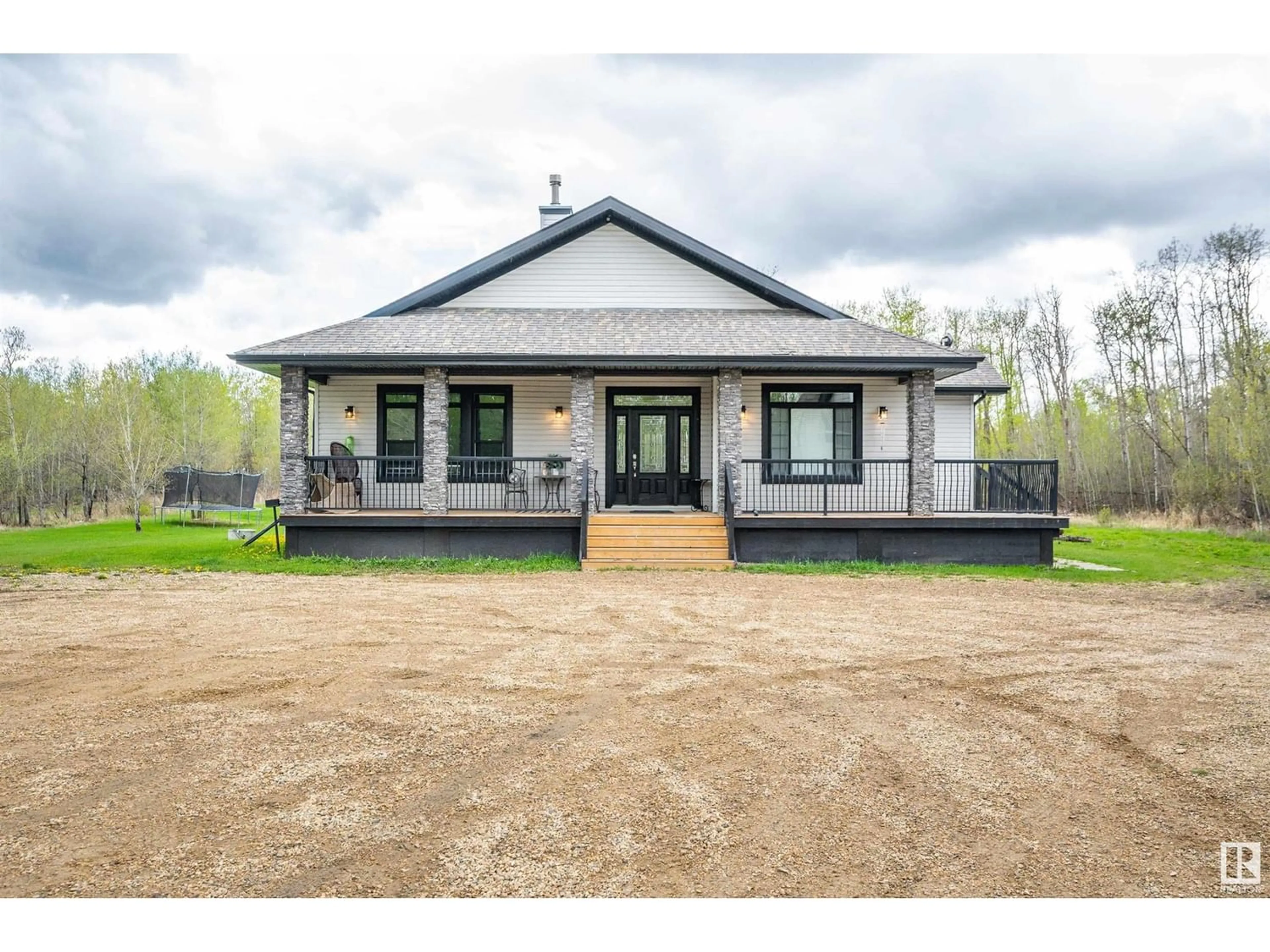 Cottage for 50542 Rge Rd 224, Rural Leduc County Alberta T0B3M1