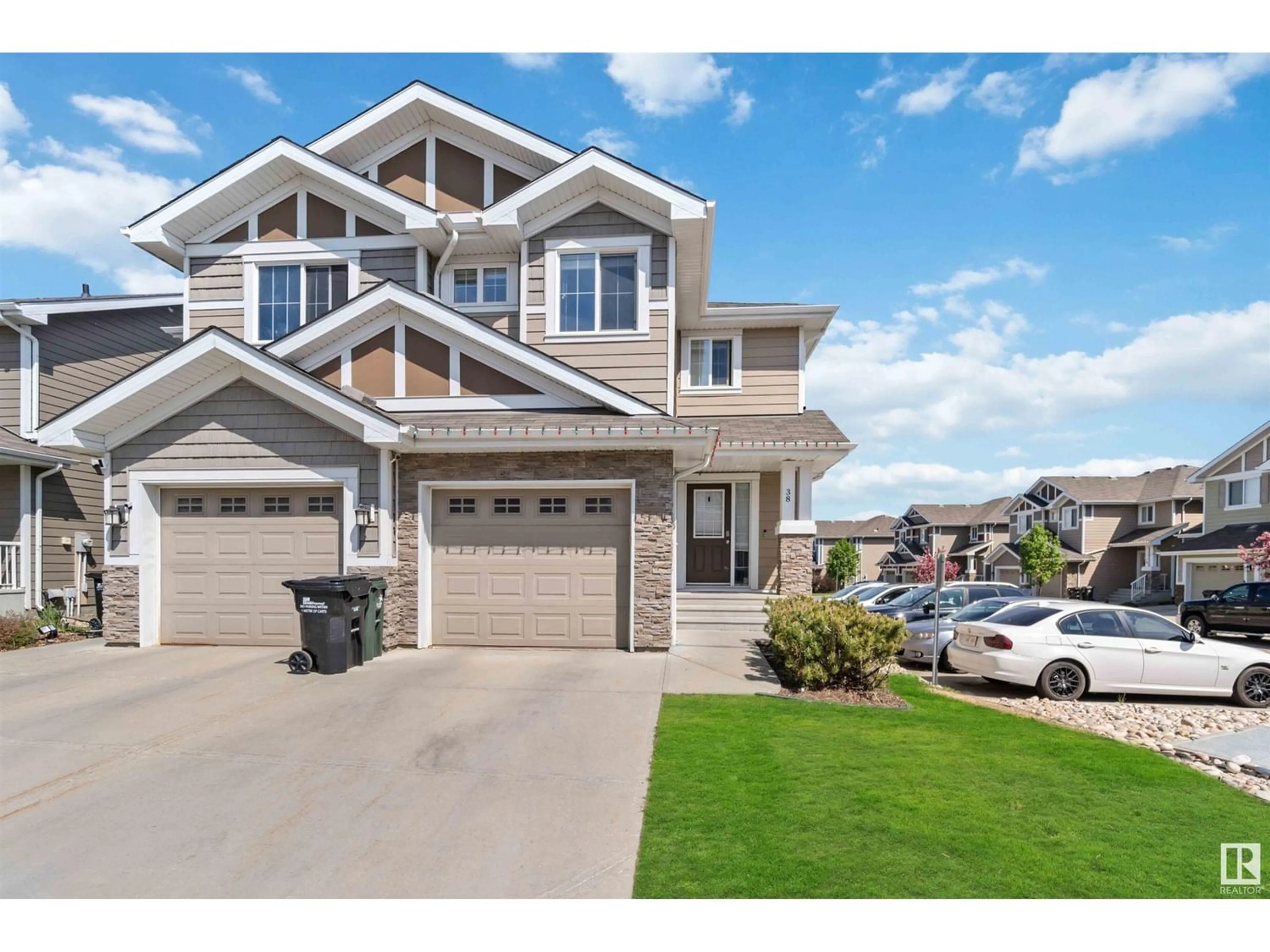 A pic from exterior of the house or condo for #38 219 CHARLOTTE WY, Sherwood Park Alberta T8H0T3