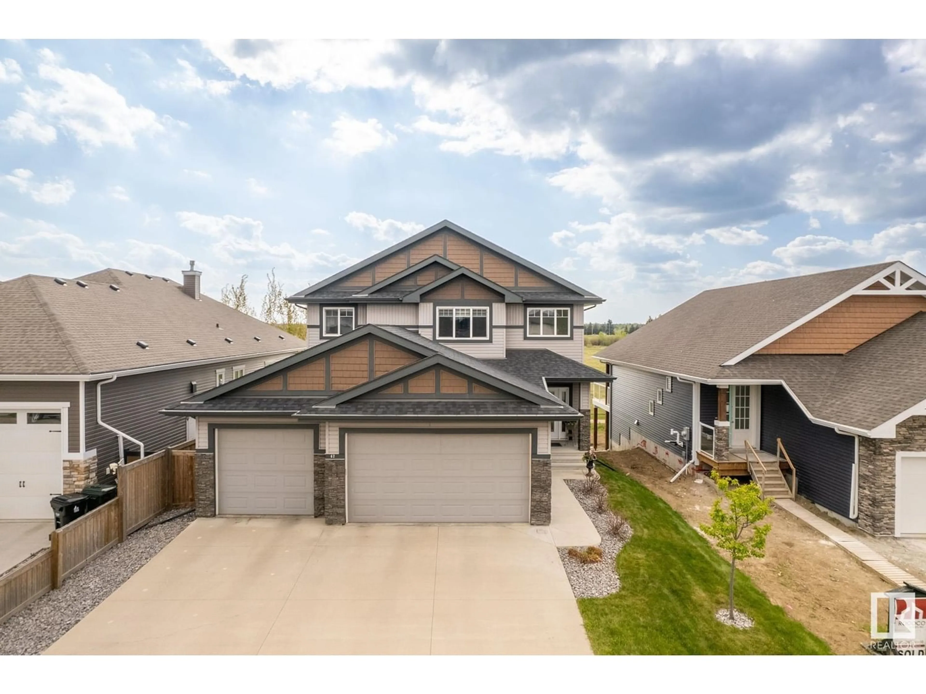Frontside or backside of a home for 67 DANFIELD PL, Spruce Grove Alberta T7X0A3