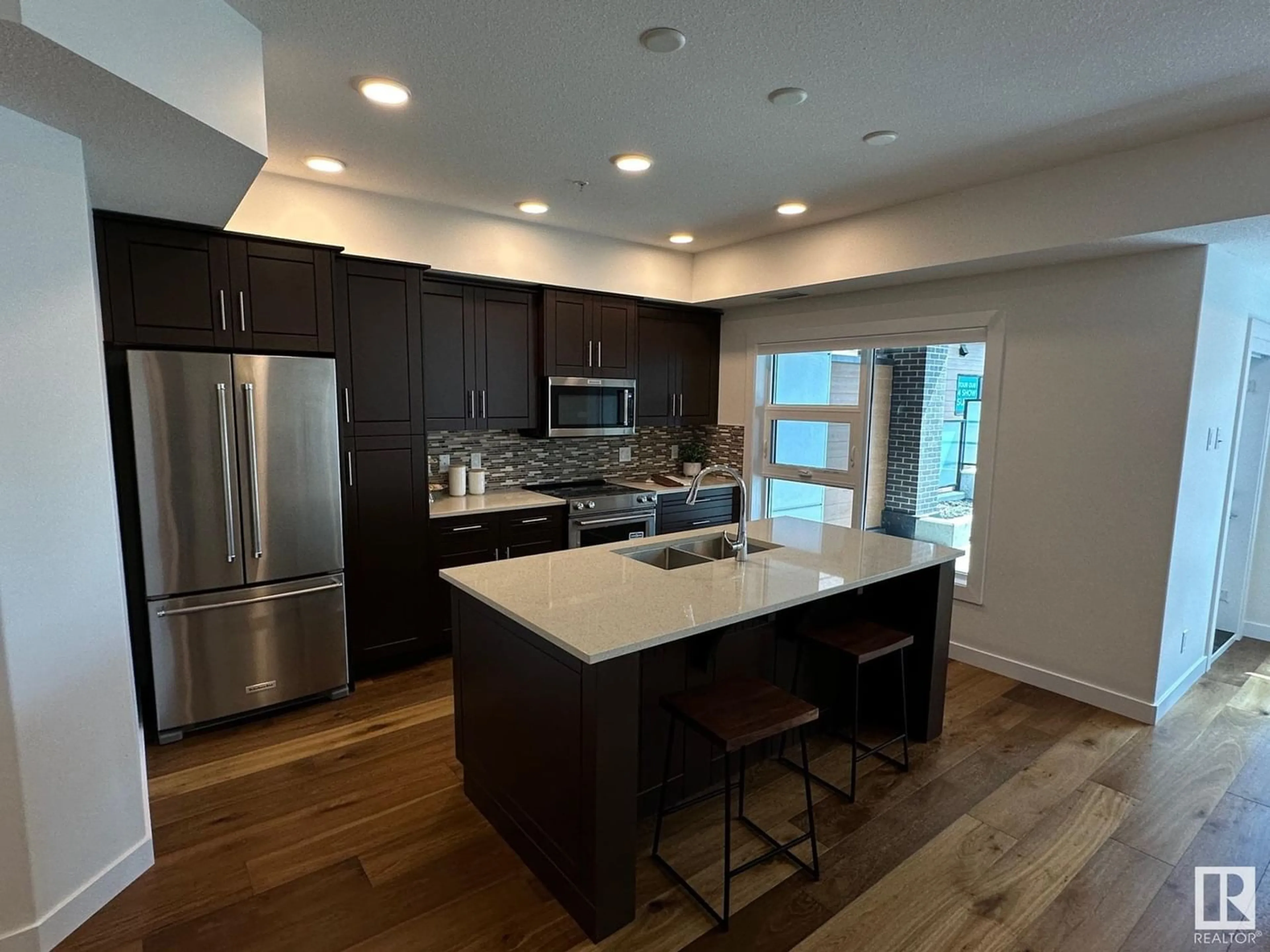 Contemporary kitchen for #129 61 FESTIVAL WY, Sherwood Park Alberta T8A4Y9