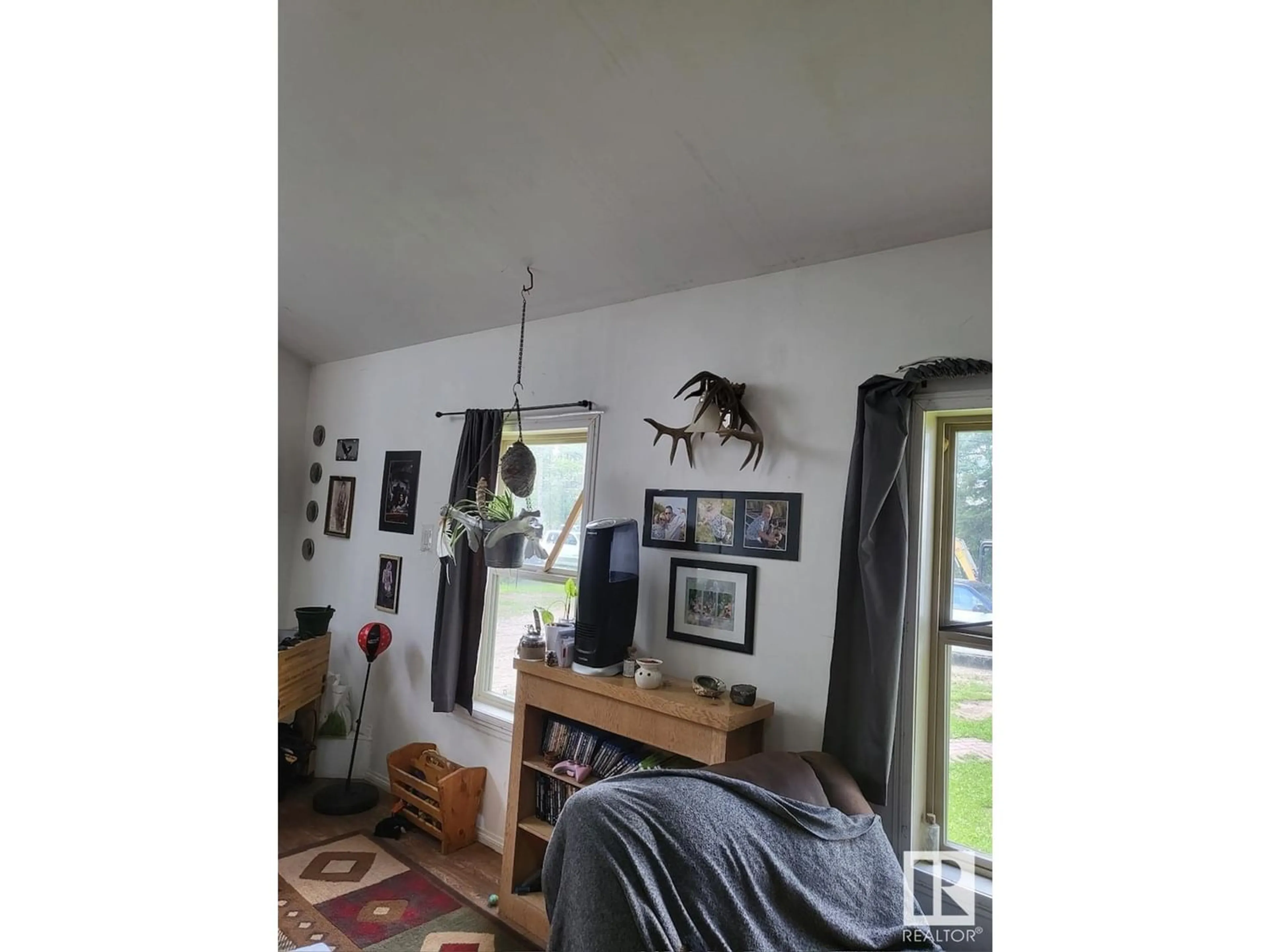 A pic of a room for 53507 Hwy 751, Rural Yellowhead Alberta T0E0T0
