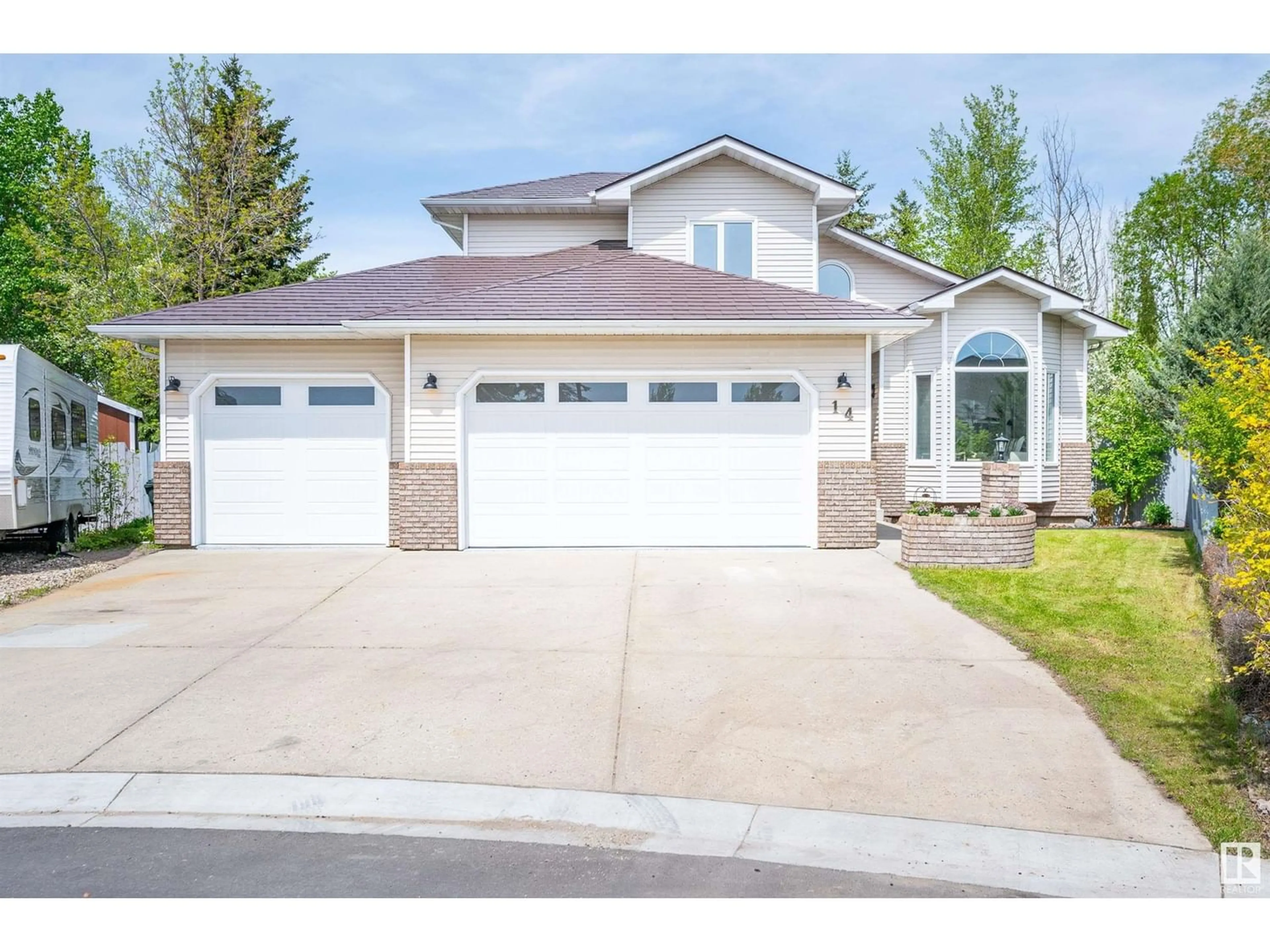 Frontside or backside of a home for 14 CRAIGAVON CL, Sherwood Park Alberta T8A5M1