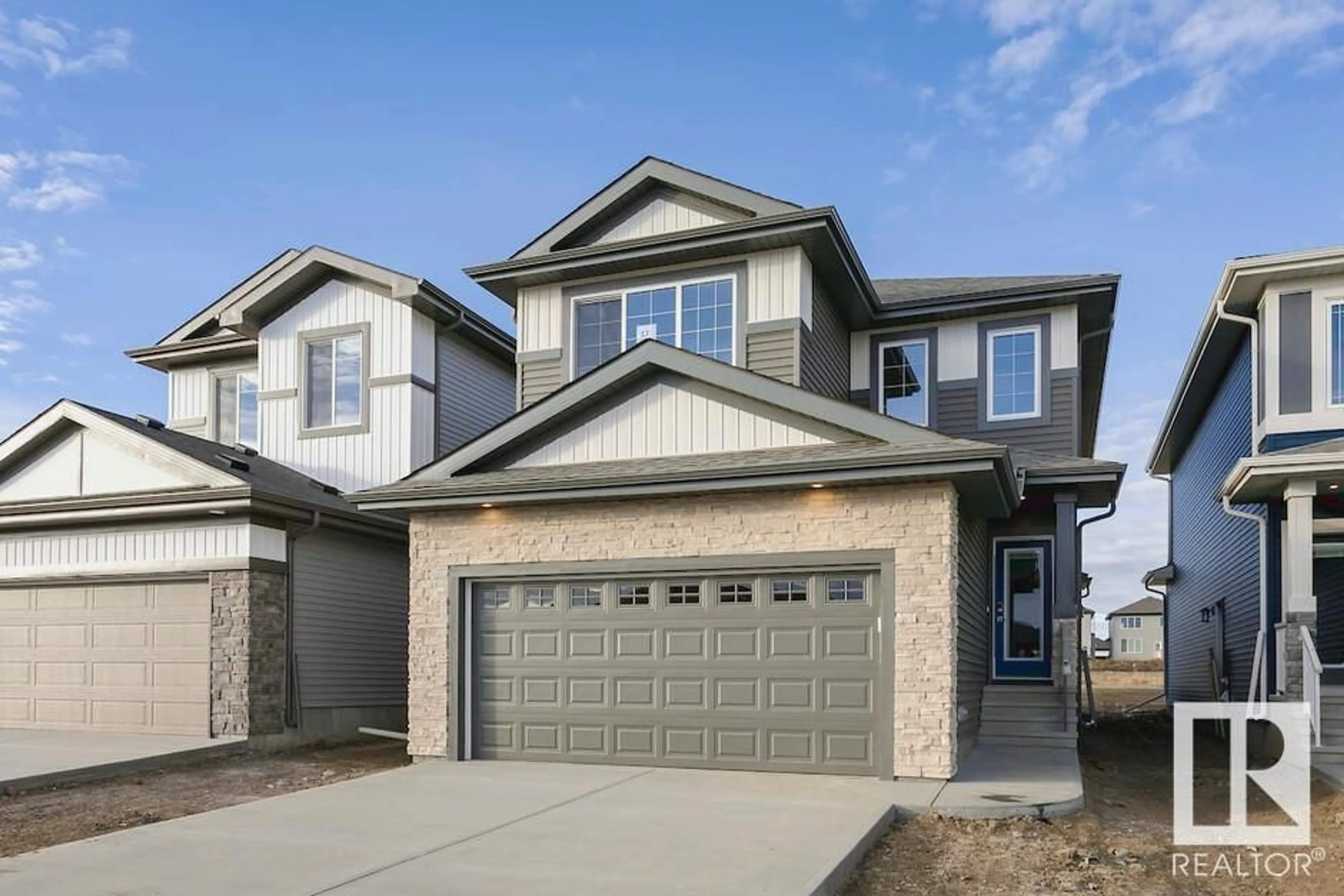 Frontside or backside of a home for 17 AMBLECOTE CM, Spruce Grove Alberta T7X3C6