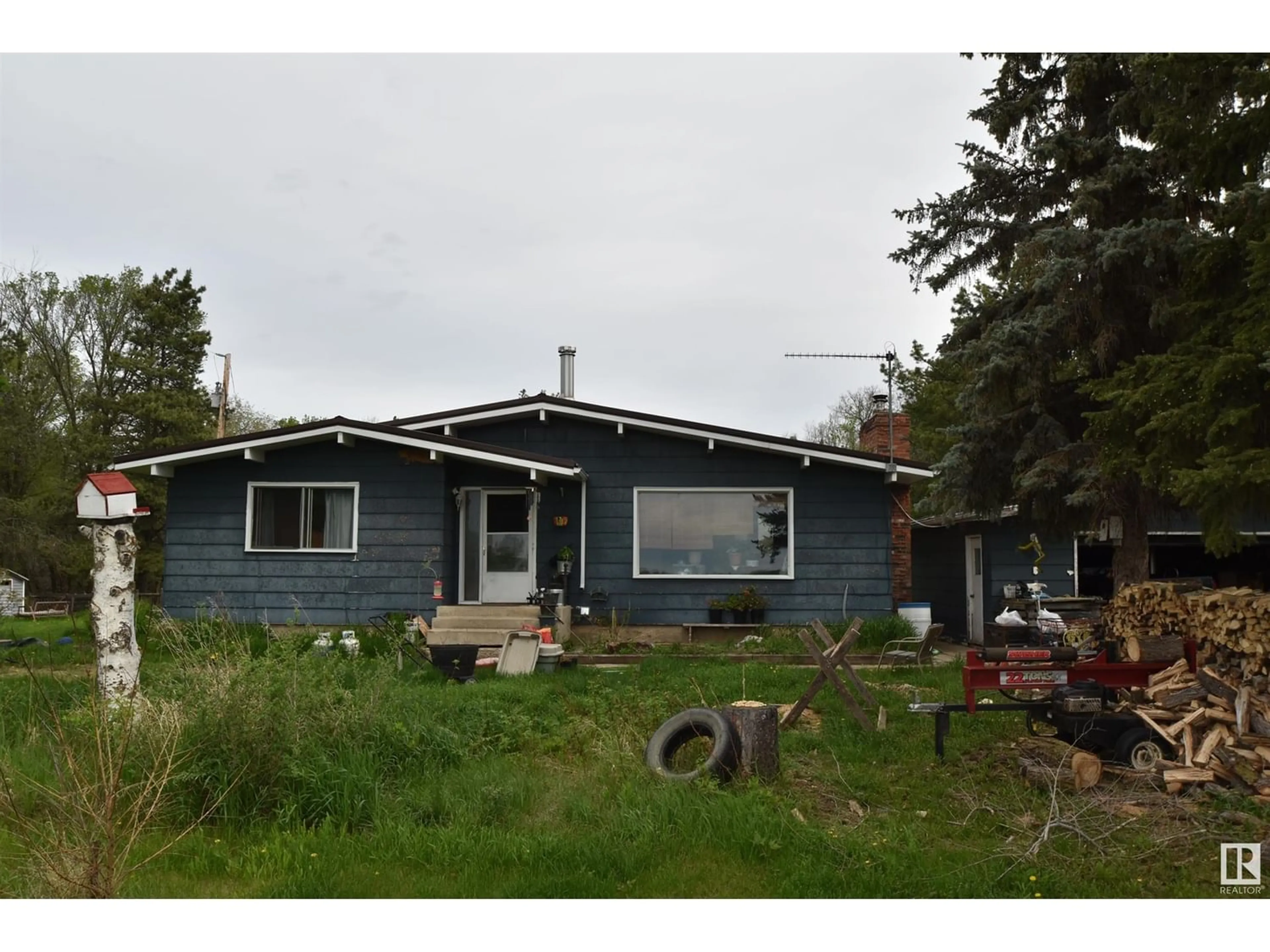 Frontside or backside of a home for 8524 TWP RD 560, Rural St. Paul County Alberta T0A3A0