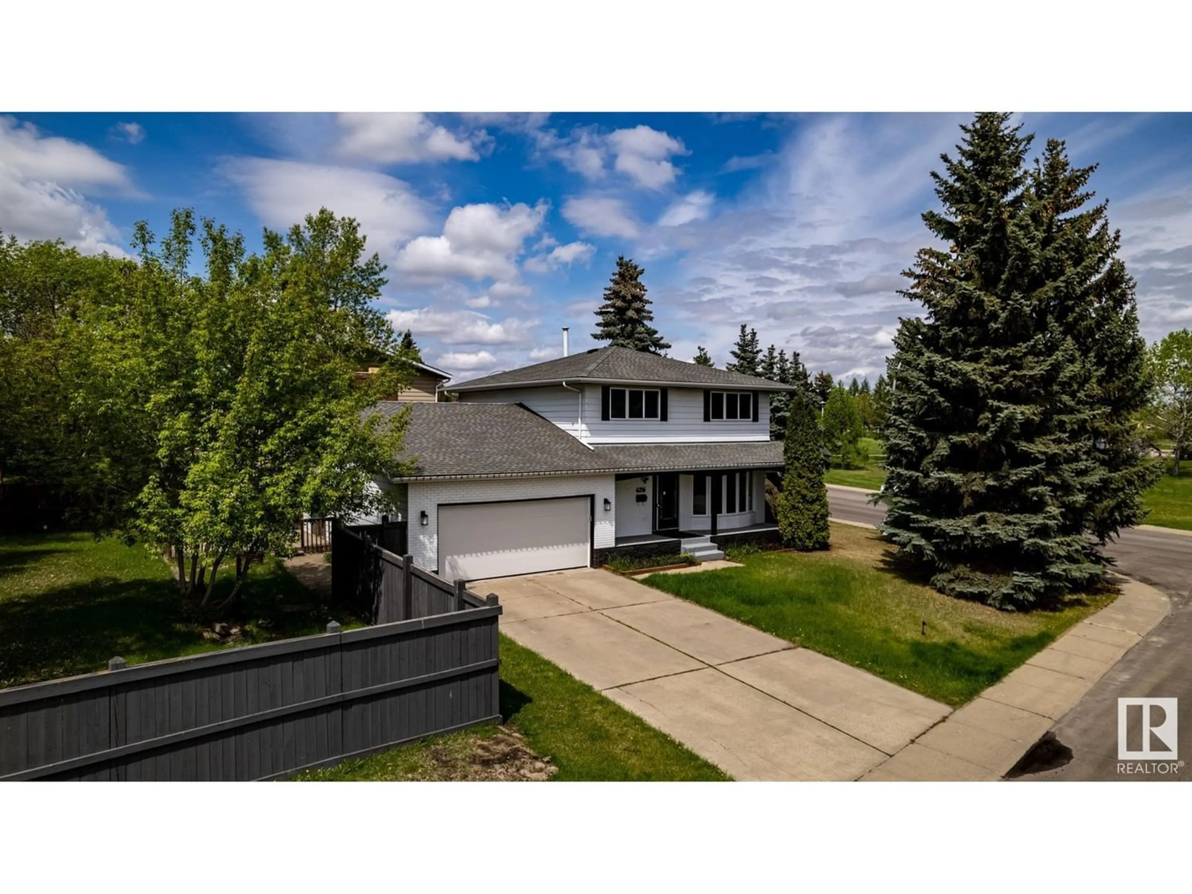 Frontside or backside of a home for 4216 RAMSAY CR NW, Edmonton Alberta T6H5S2