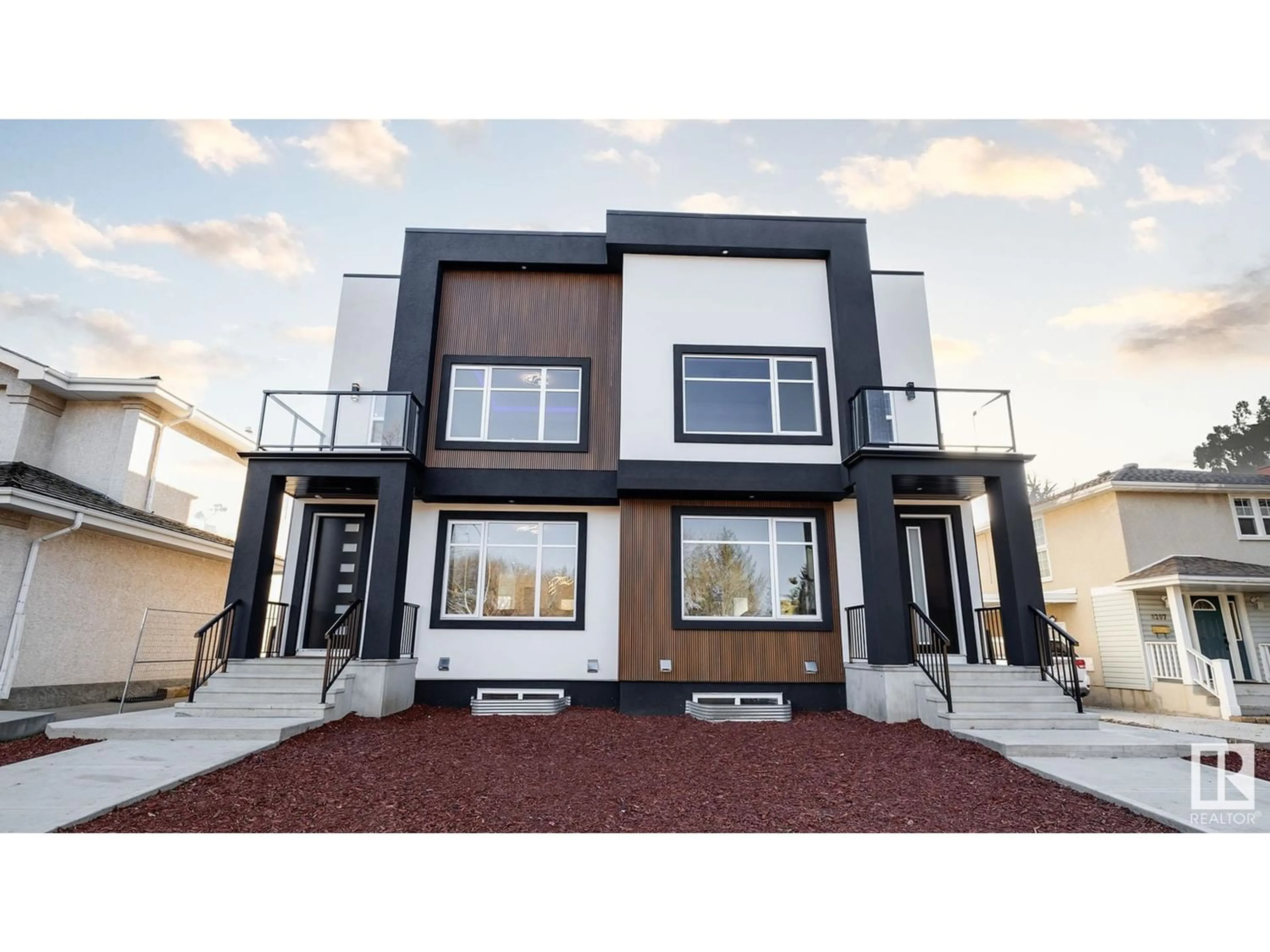 A pic from exterior of the house or condo for 9337 87 AV NW NW, Edmonton Alberta T6C1K3