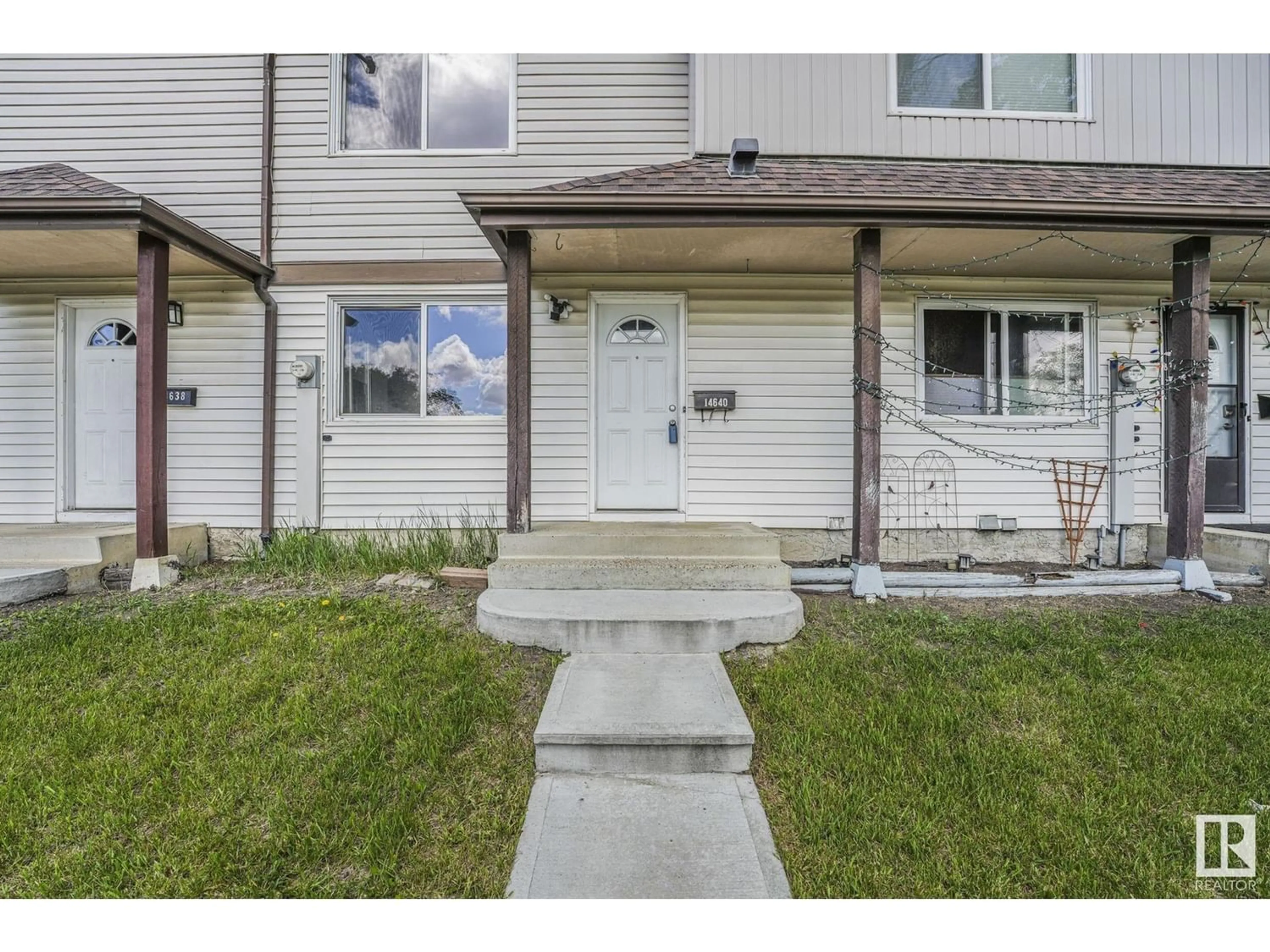 A pic from exterior of the house or condo for 14640 54 ST NW, Edmonton Alberta T5A4L5