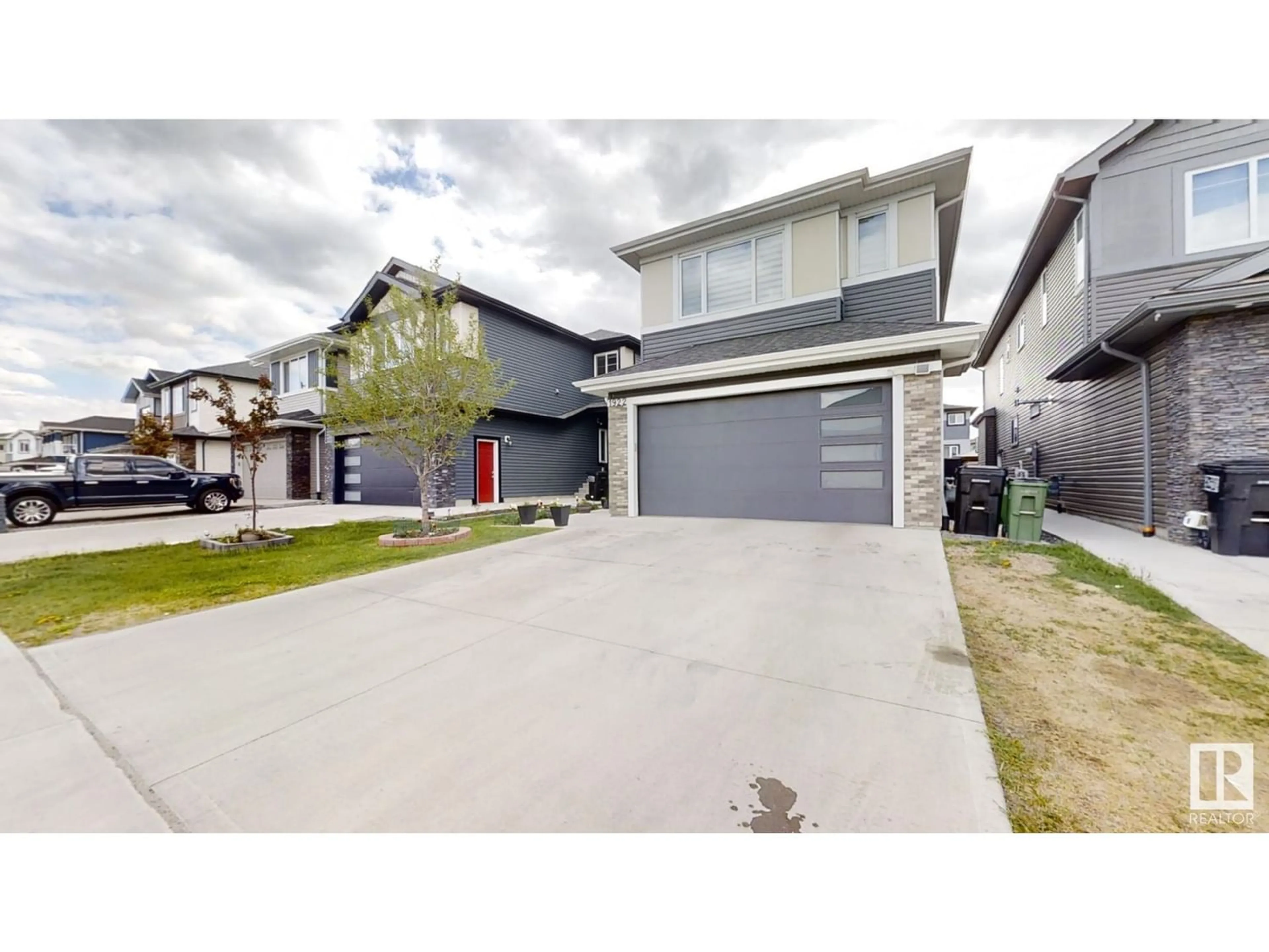 Frontside or backside of a home for 1922 20 ST NW, Edmonton Alberta T6T2K9