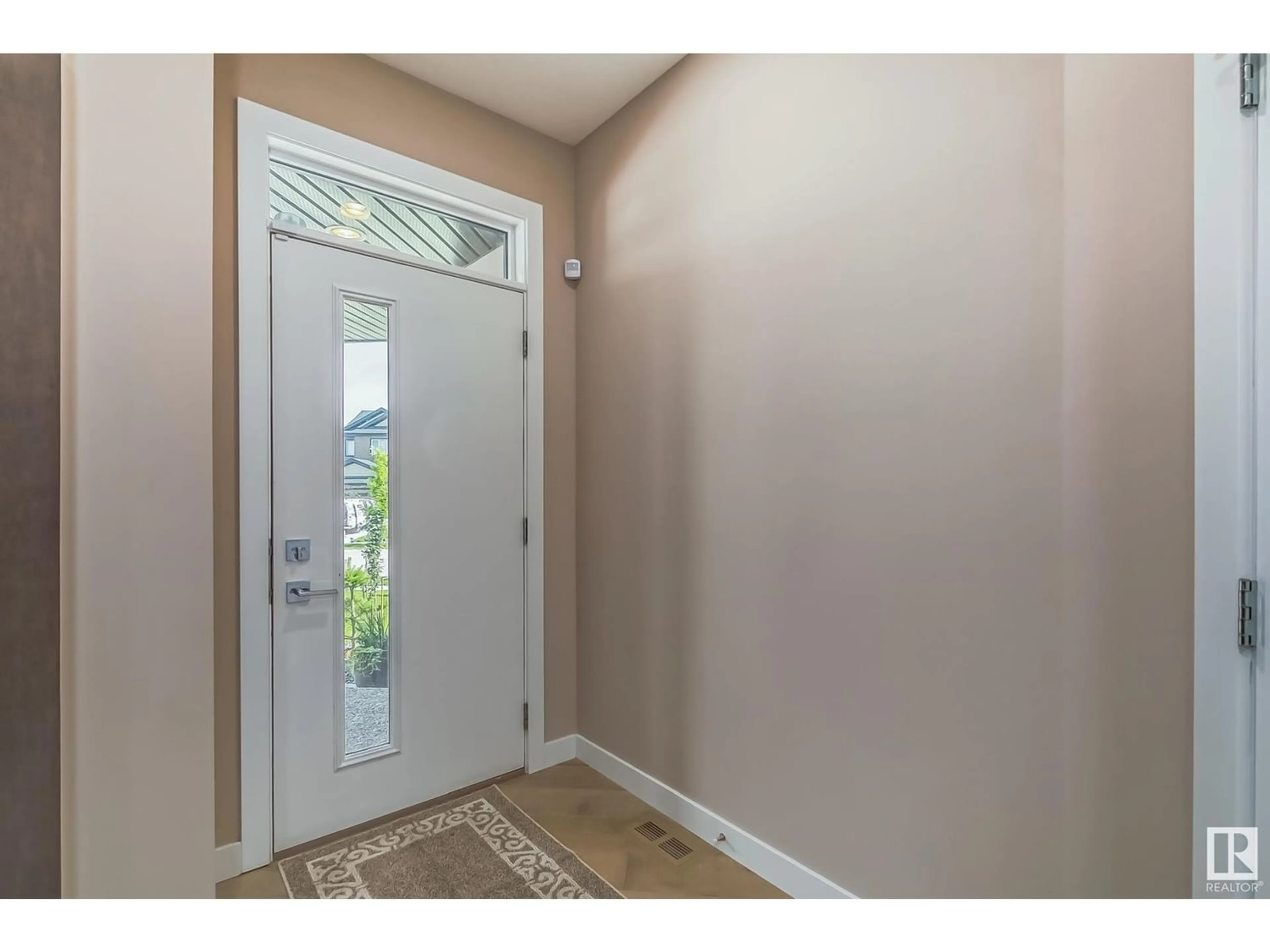 Indoor entryway for 7 ETERNITY CR, St. Albert Alberta T8N7R5