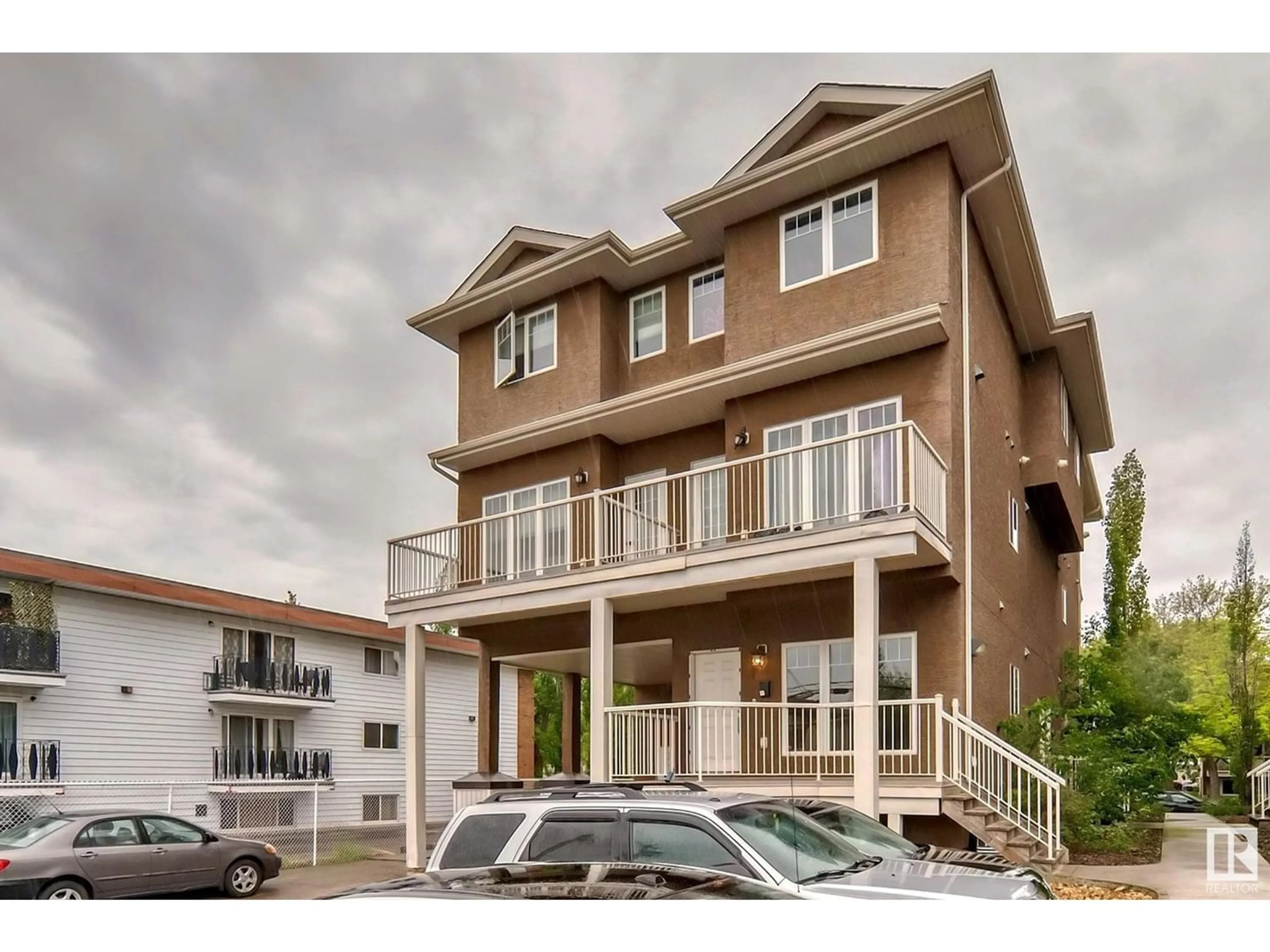 A pic from exterior of the house or condo for #1 11913 103 ST NW, Edmonton Alberta T5G2R2