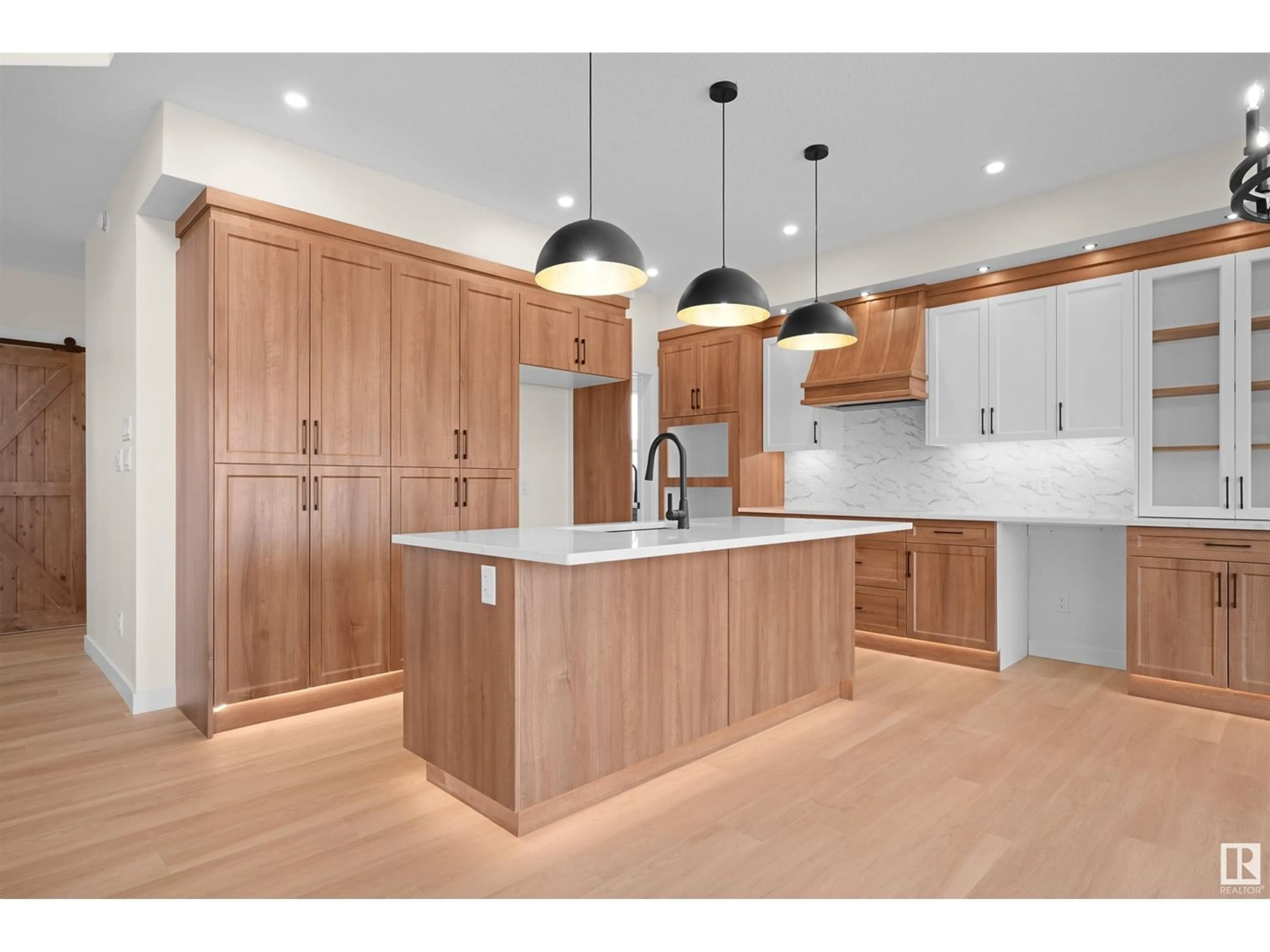 Contemporary kitchen for 90 Edgefield WY, St. Albert Alberta T8N7Z9