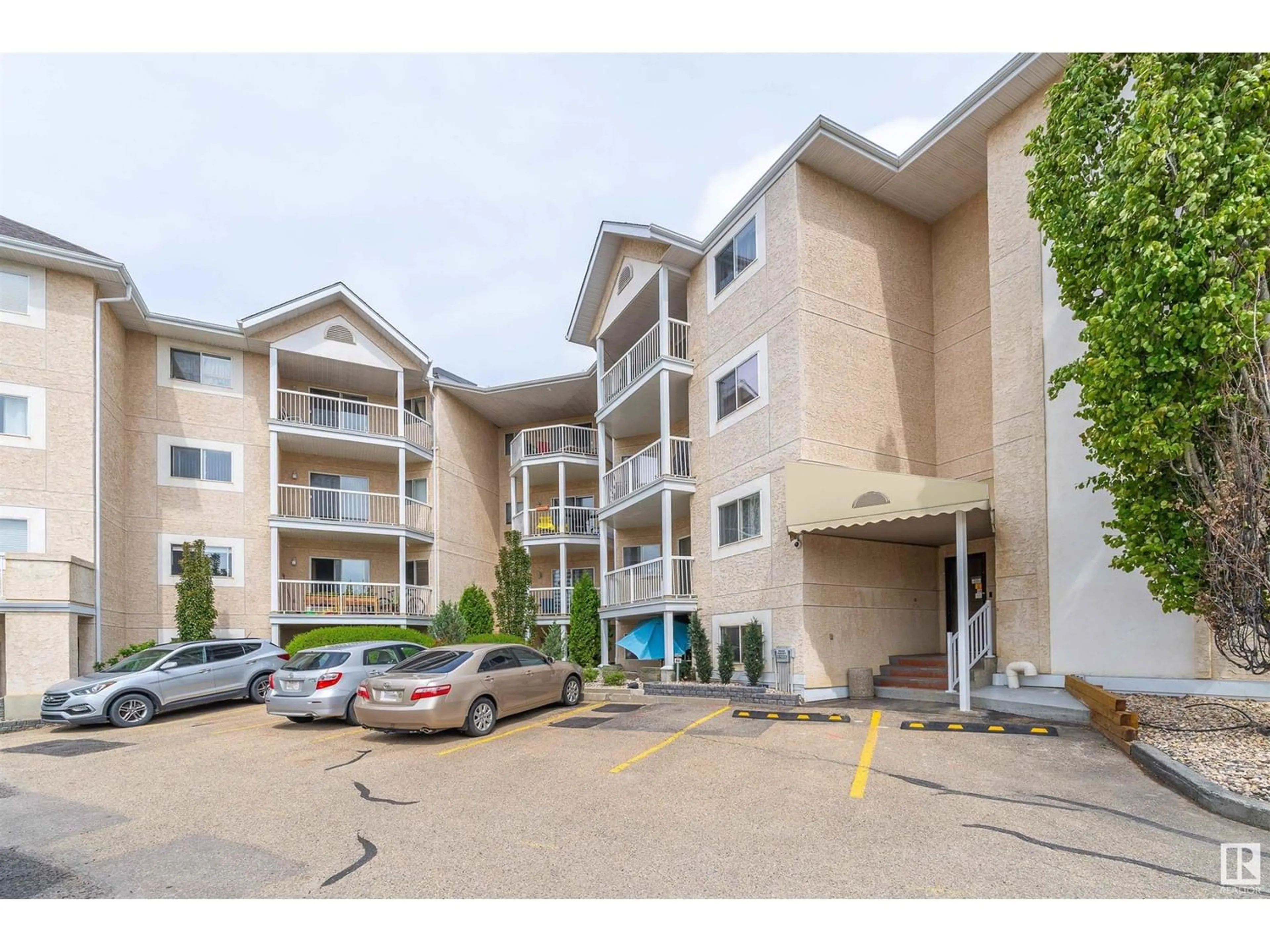 A pic from exterior of the house or condo for #214 11620 9A AV NW, Edmonton Alberta T6J7B4
