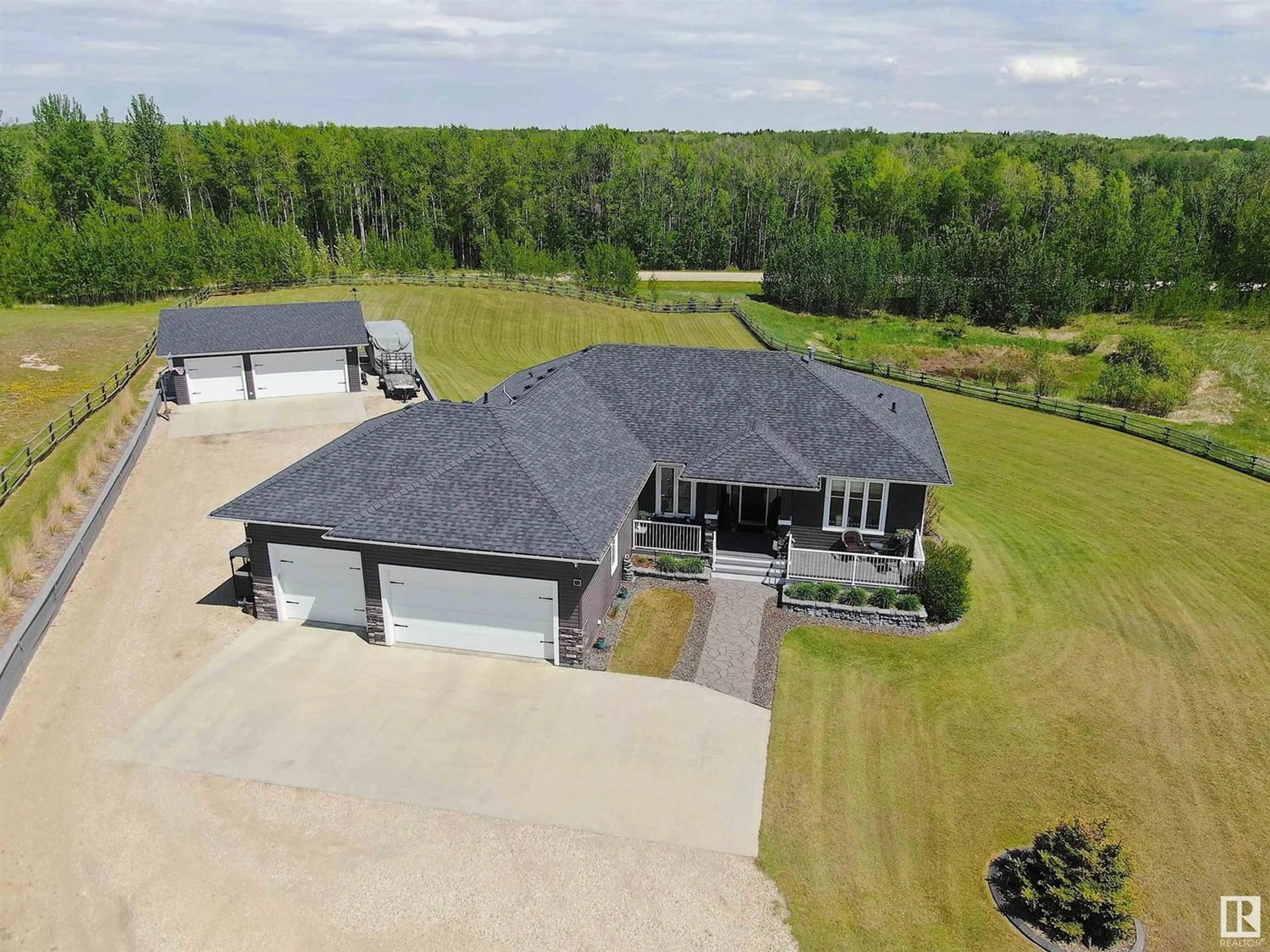 Frontside or backside of a home for 7 53532 RGE RD 275, Rural Parkland County Alberta T7Z1X2