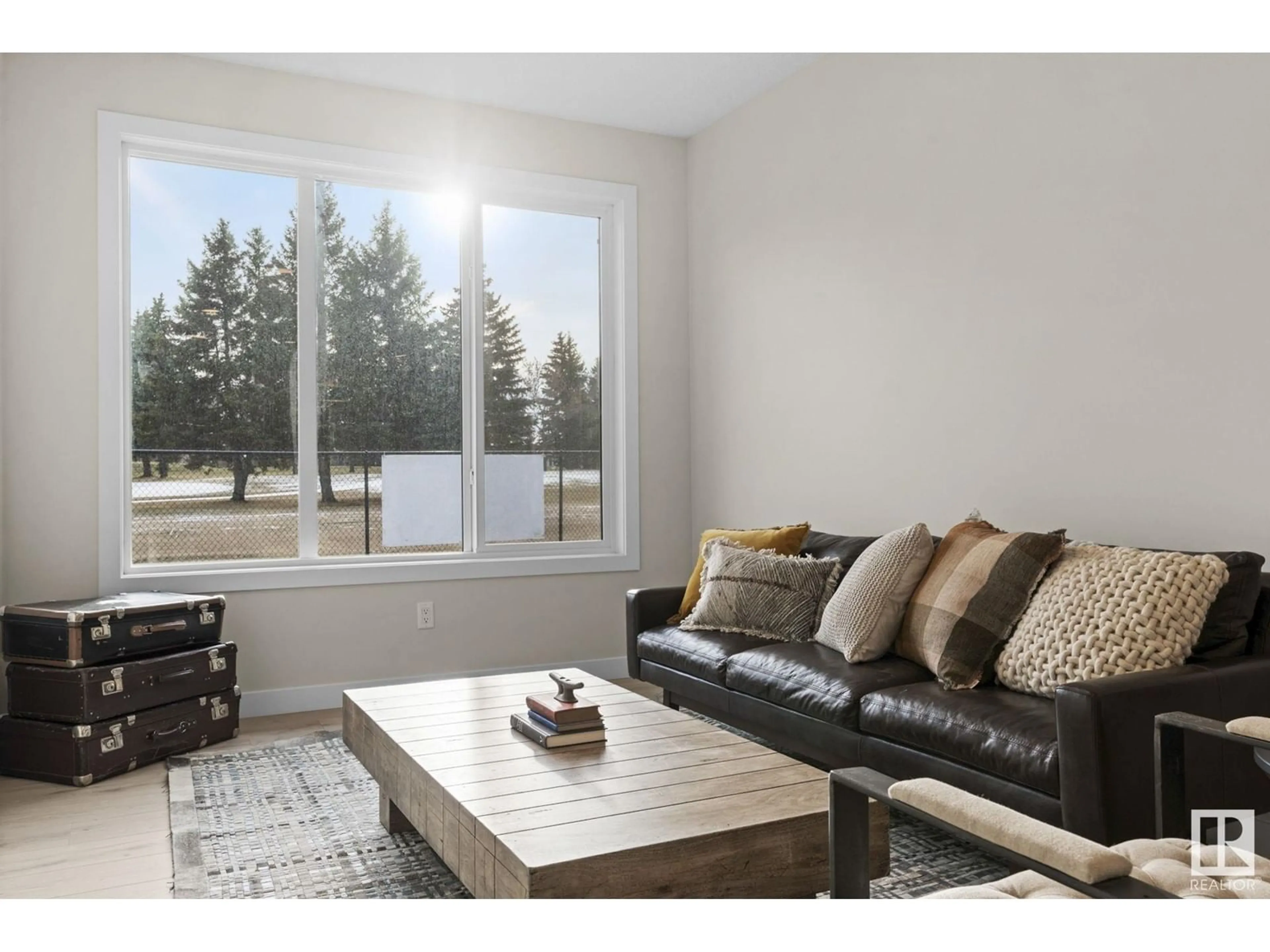 Living room for 42 Waverly WY, Fort Saskatchewan Alberta T8L0H8