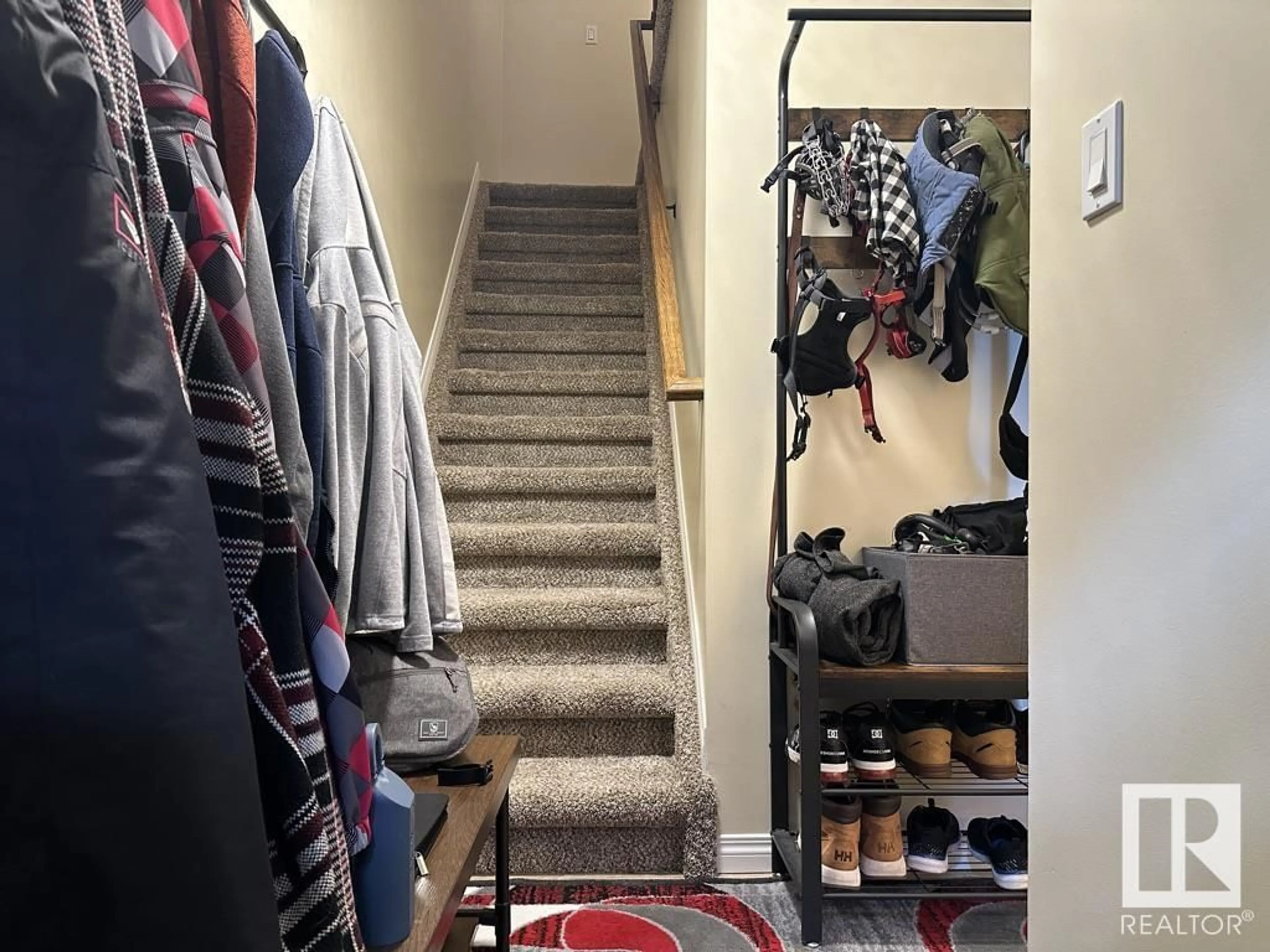 Storage room or clothes room or walk-in closet for 3167 139 Ave NW, Edmonton Alberta T5Y1R4