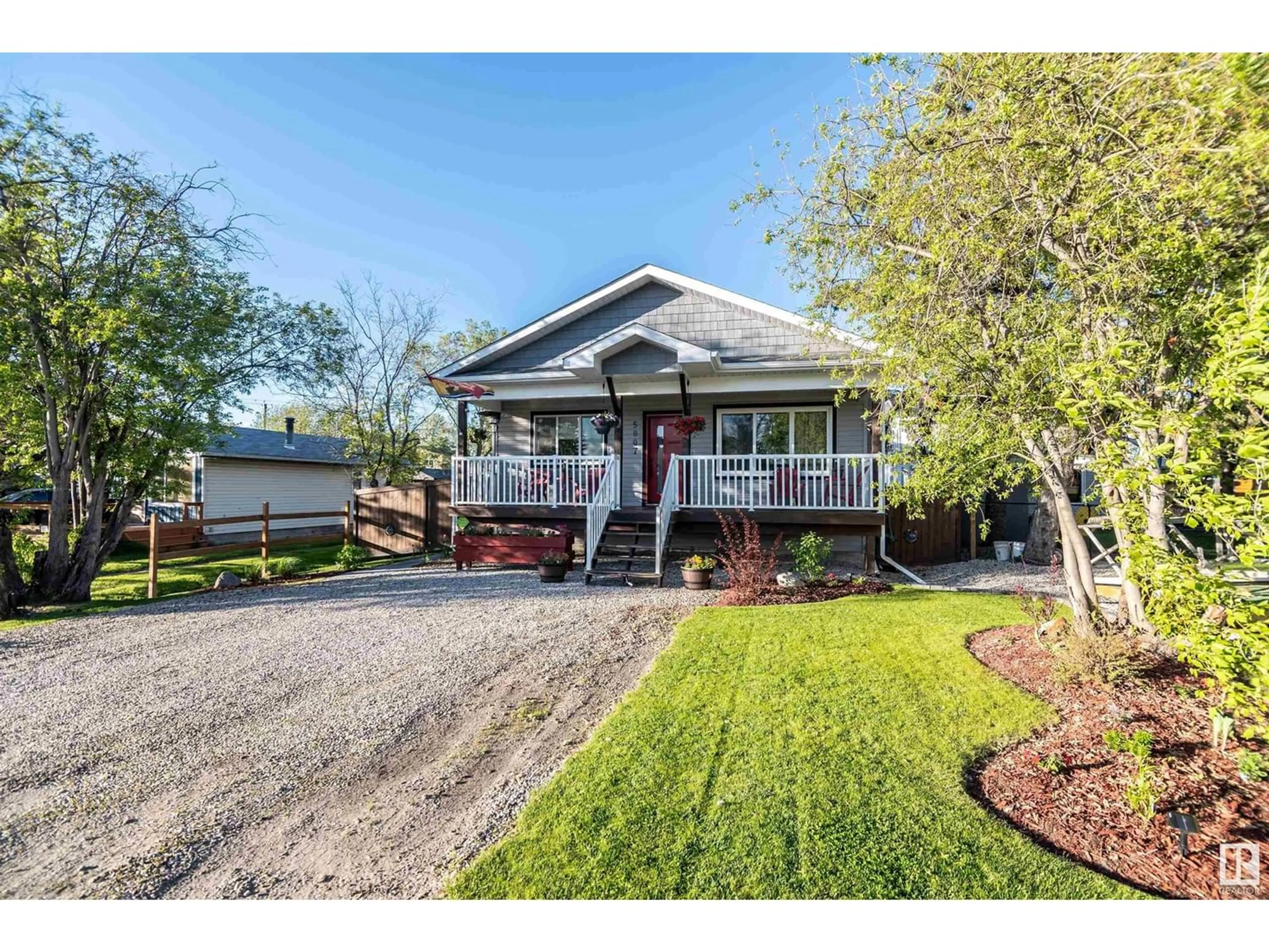 Frontside or backside of a home for 5007 57 ST, Rural Lac Ste. Anne County Alberta T0E0A0