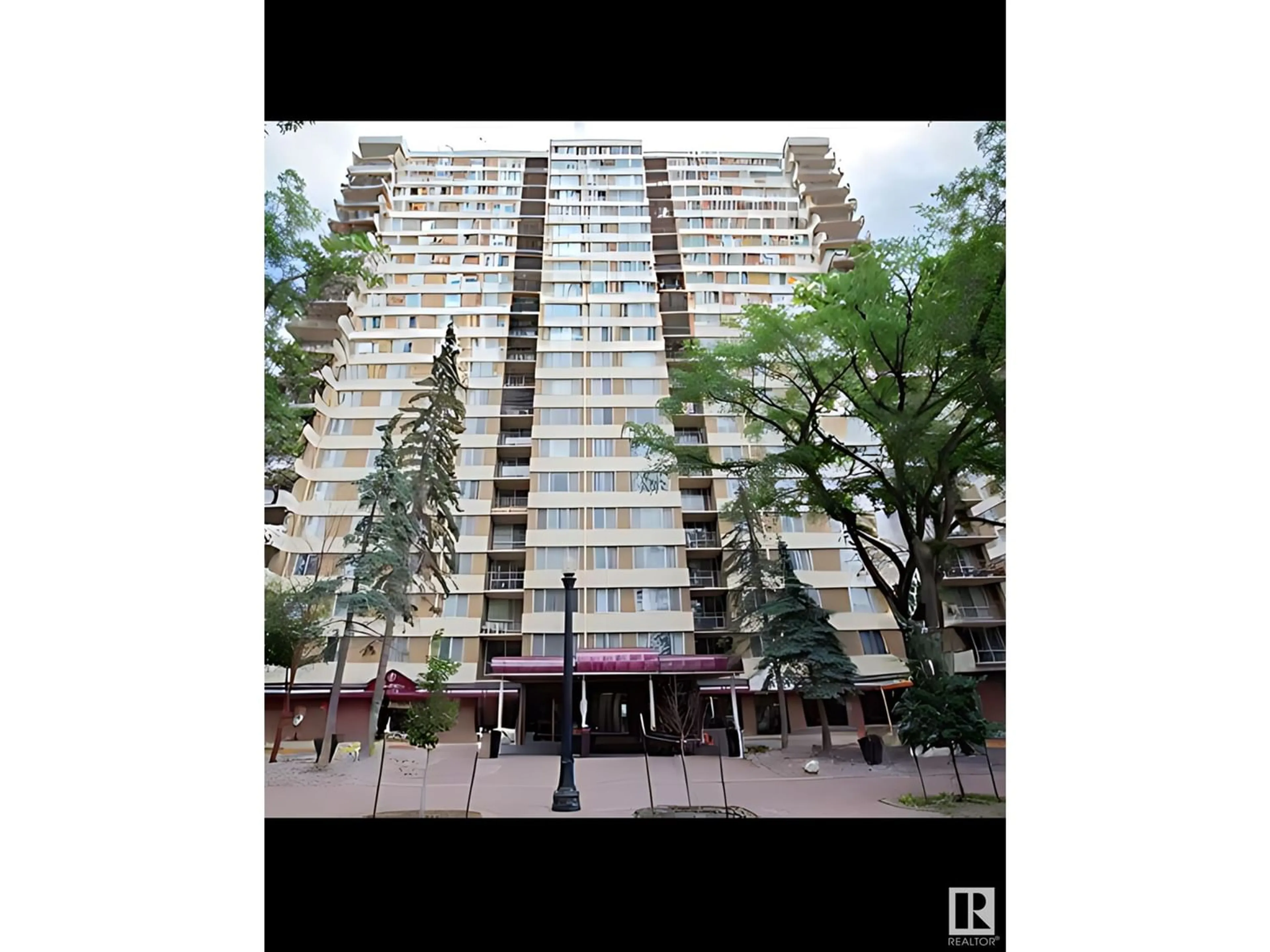 A pic from exterior of the house or condo for #1808 9909 104 ST NW, Edmonton Alberta T5K2G5