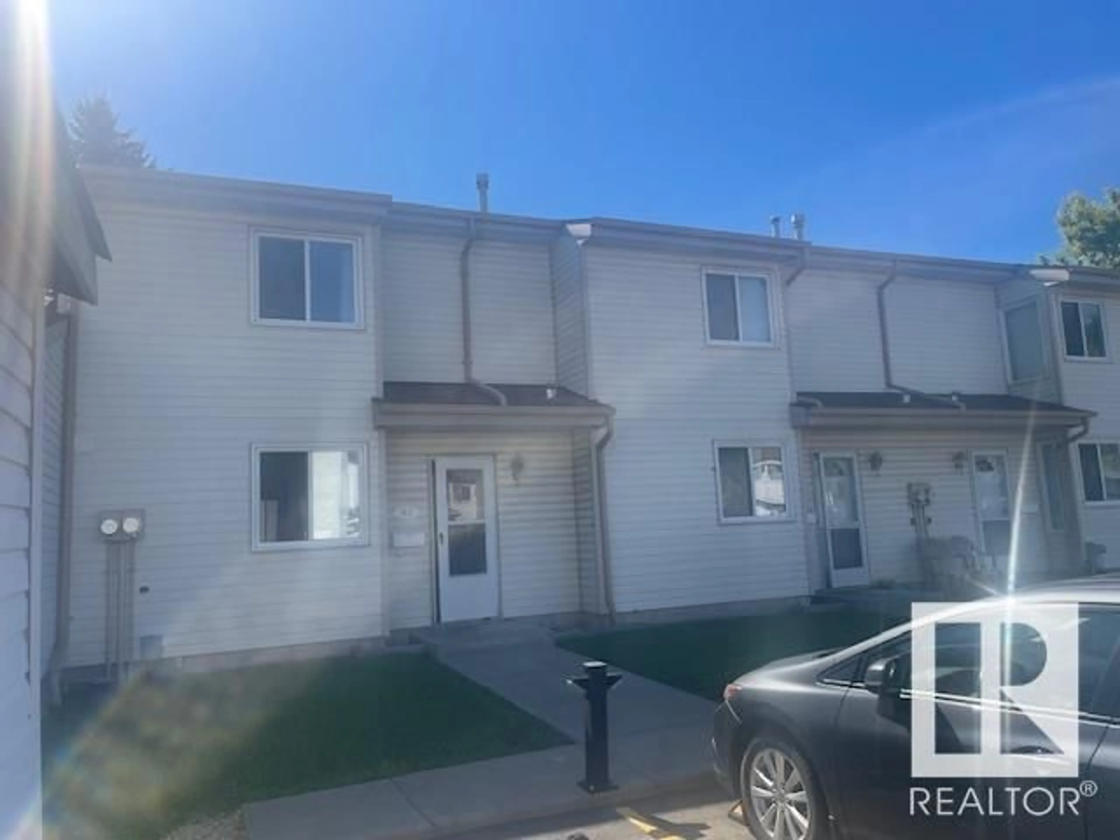 A pic from exterior of the house or condo for 81 - 2024 57 ST NW NW, Edmonton Alberta T6L2Z3