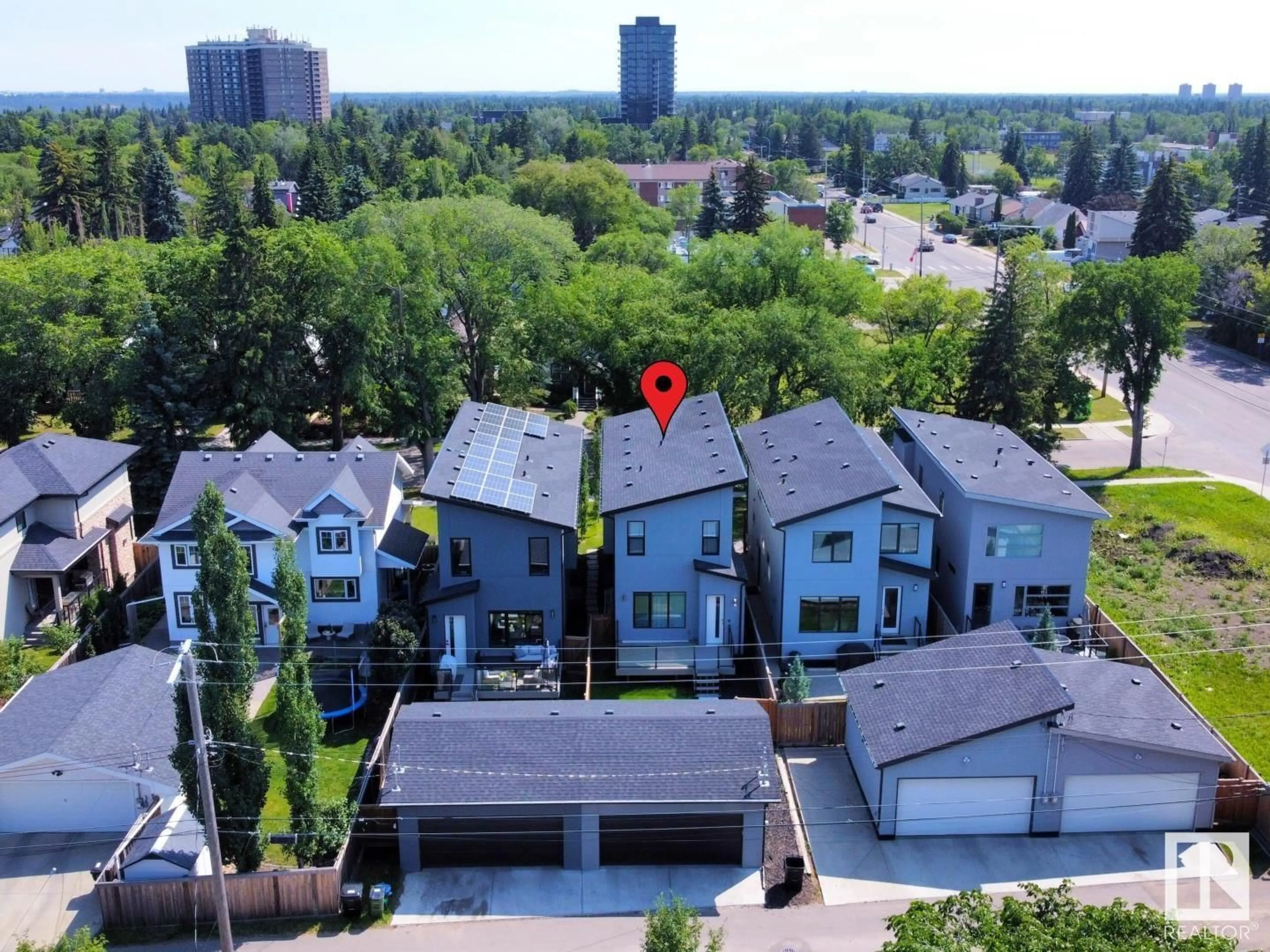 A pic from exterior of the house or condo for 14032 106 AV NW, Edmonton Alberta T5N1B2