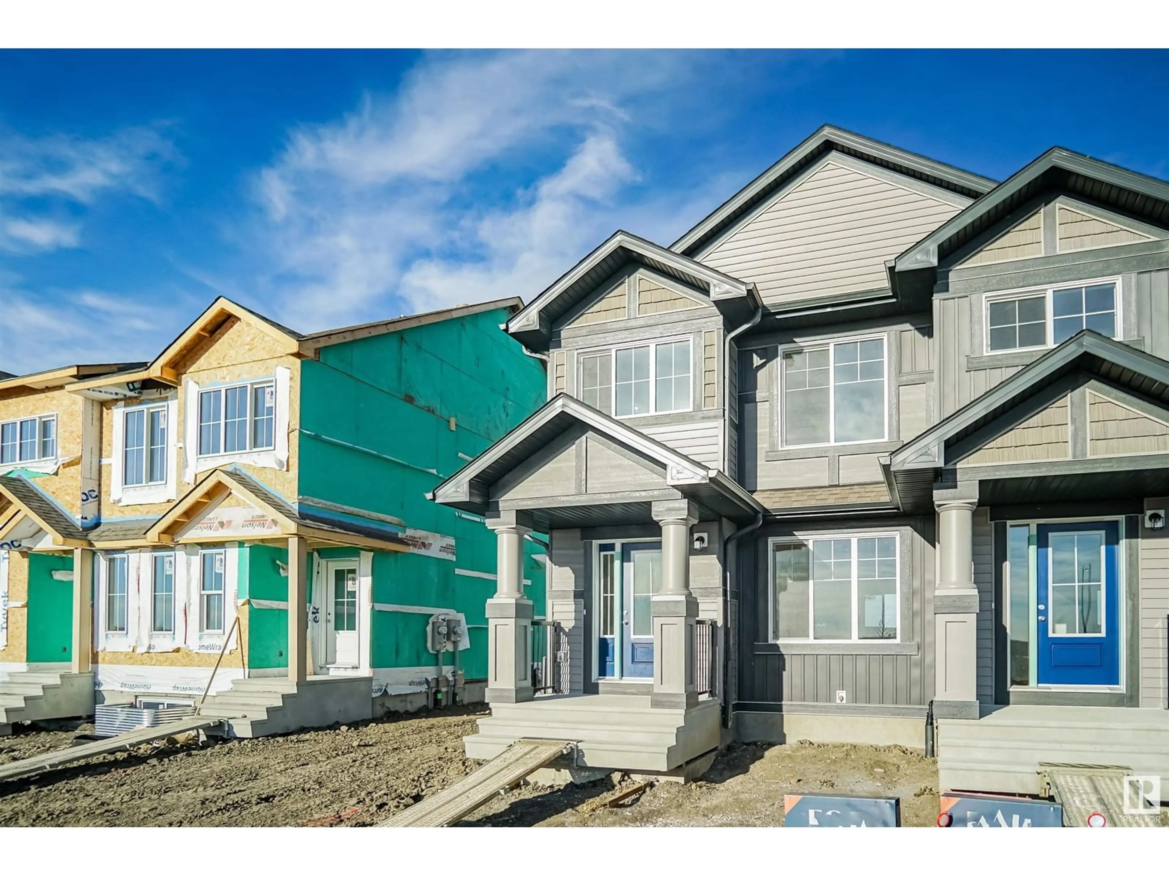 A pic from exterior of the house or condo for 1561 SANDSTONE BV, Sherwood Park Alberta T8L0Z4