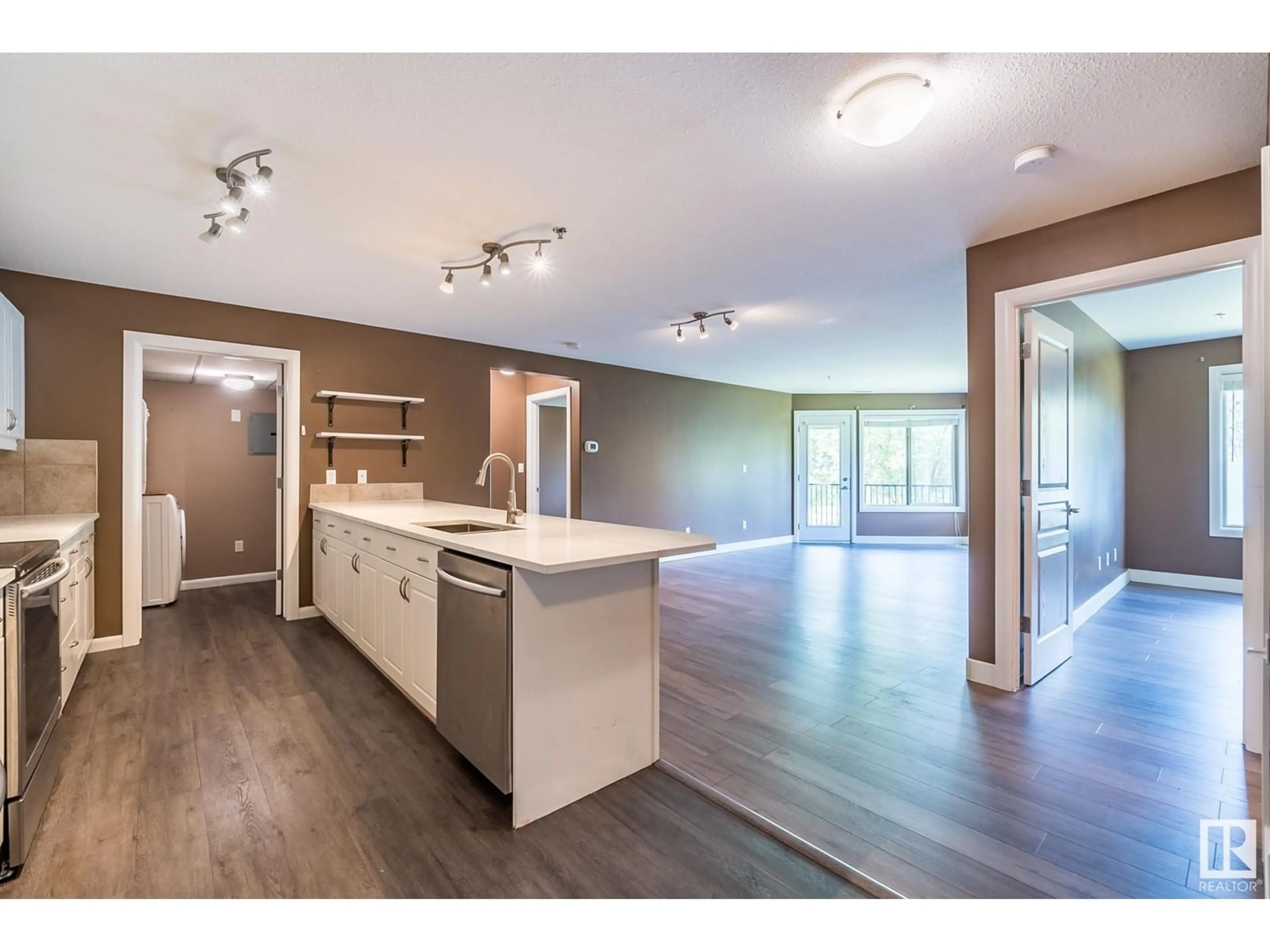 Contemporary kitchen for #224 530 HOOKE RD NW, Edmonton Alberta T5A5J5