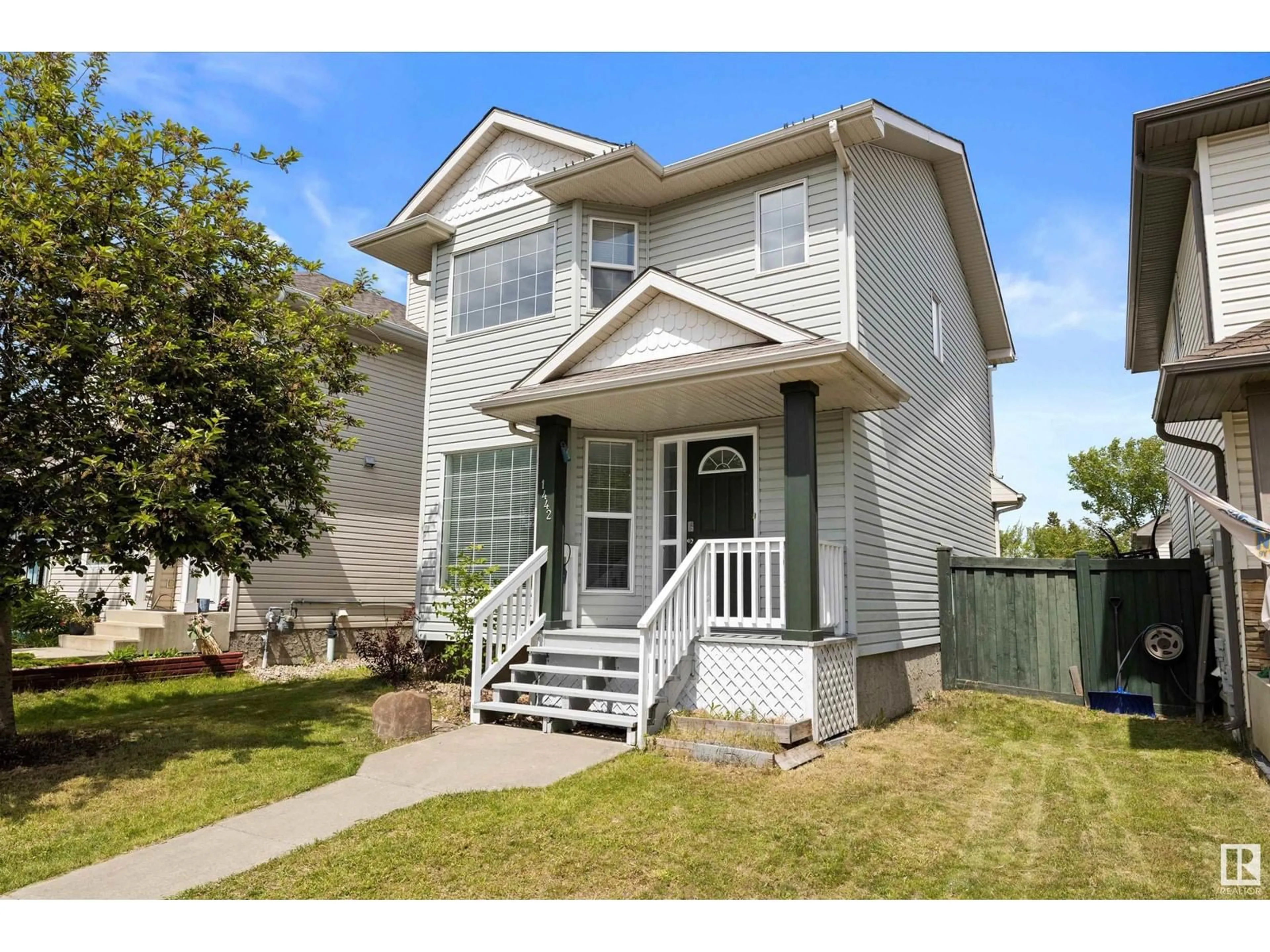 Frontside or backside of a home for 1442 GRANT WY NW, Edmonton Alberta T5T6L3