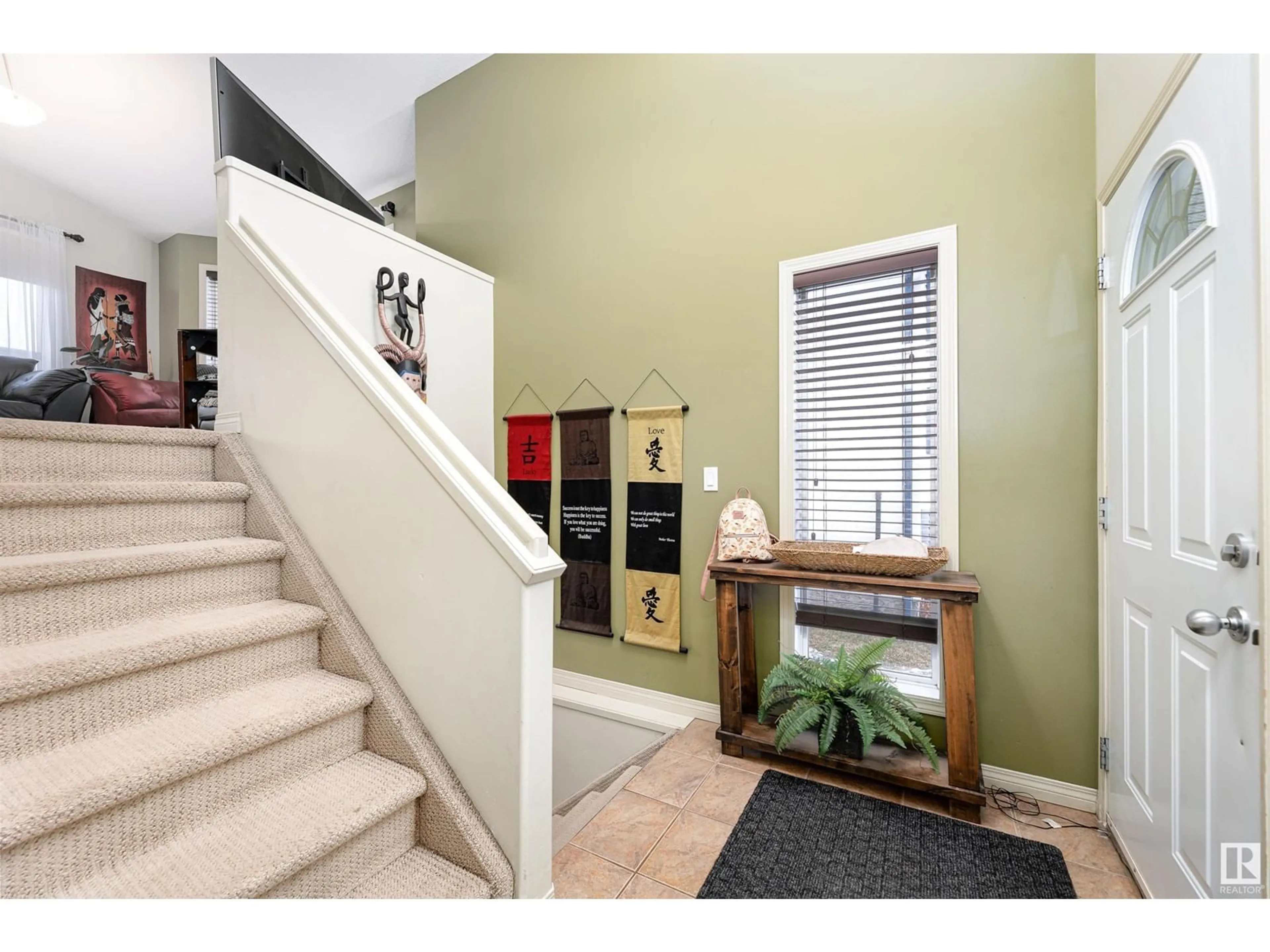 Indoor entryway for 9309 106 AV, Morinville Alberta T8R1T9