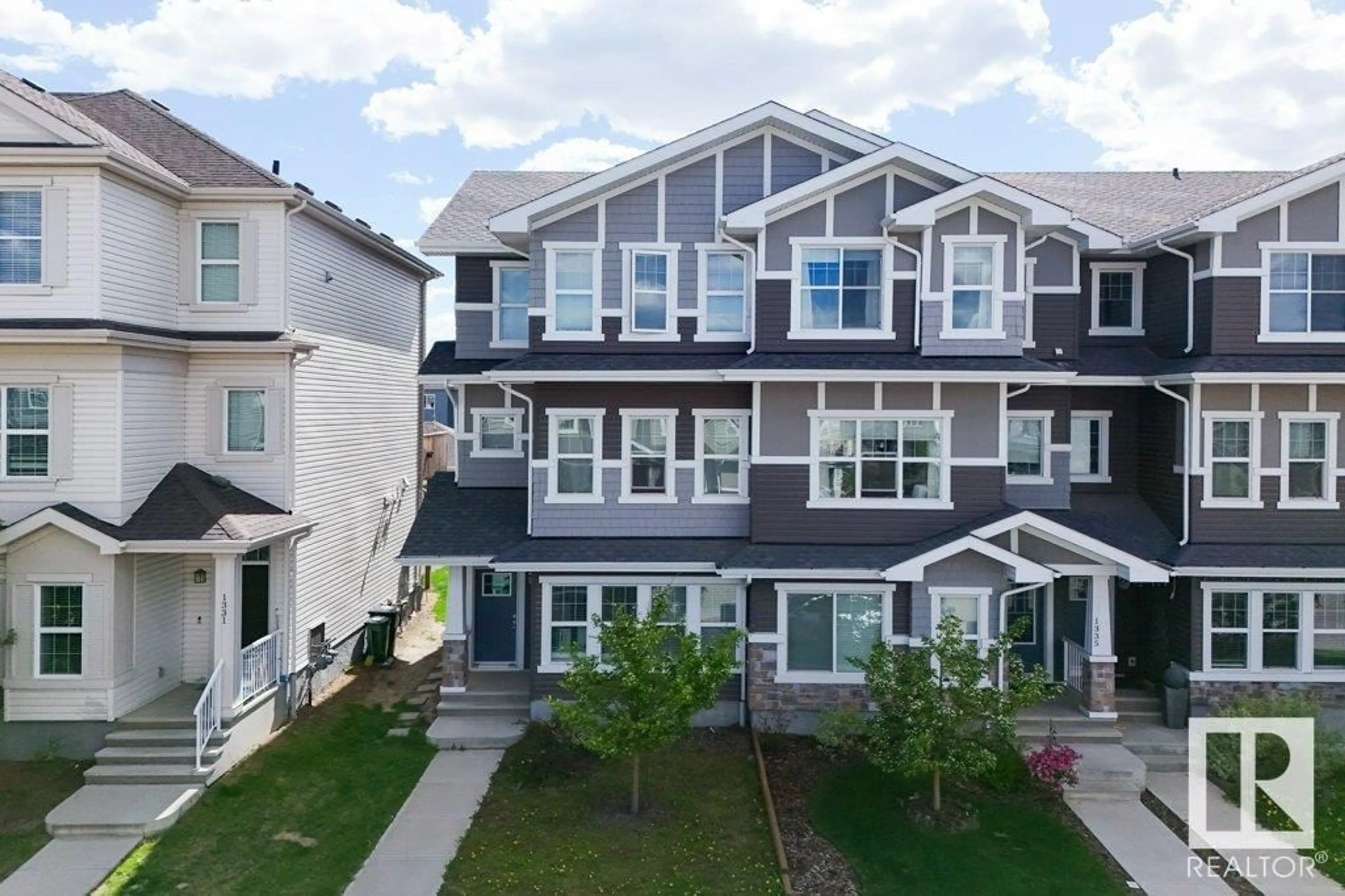 A pic from exterior of the house or condo for 1333 CHAPPELLE BV SW, Edmonton Alberta T6W3X6