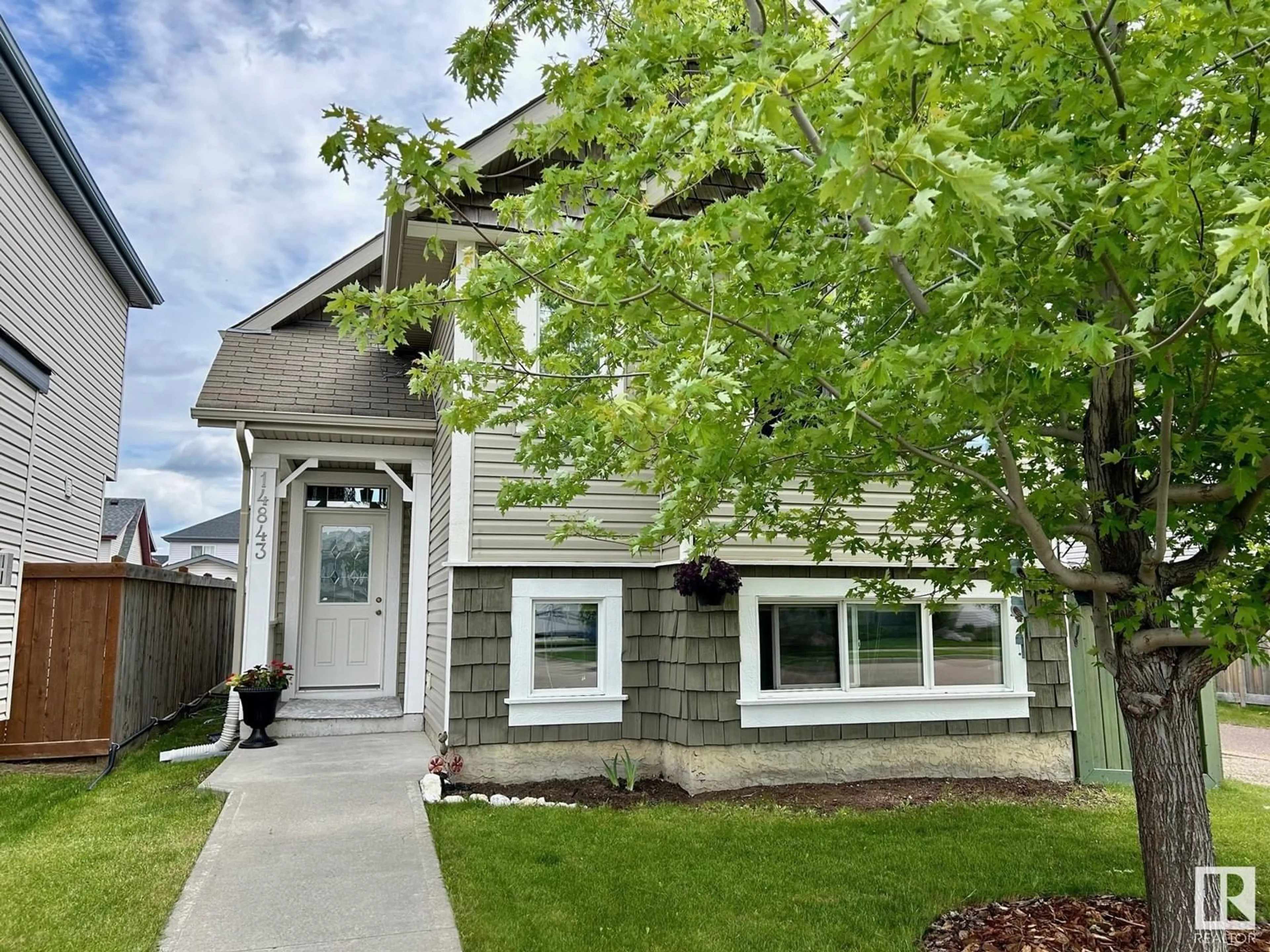 Frontside or backside of a home for 14843 141 ST NW NW, Edmonton Alberta T6V0A6