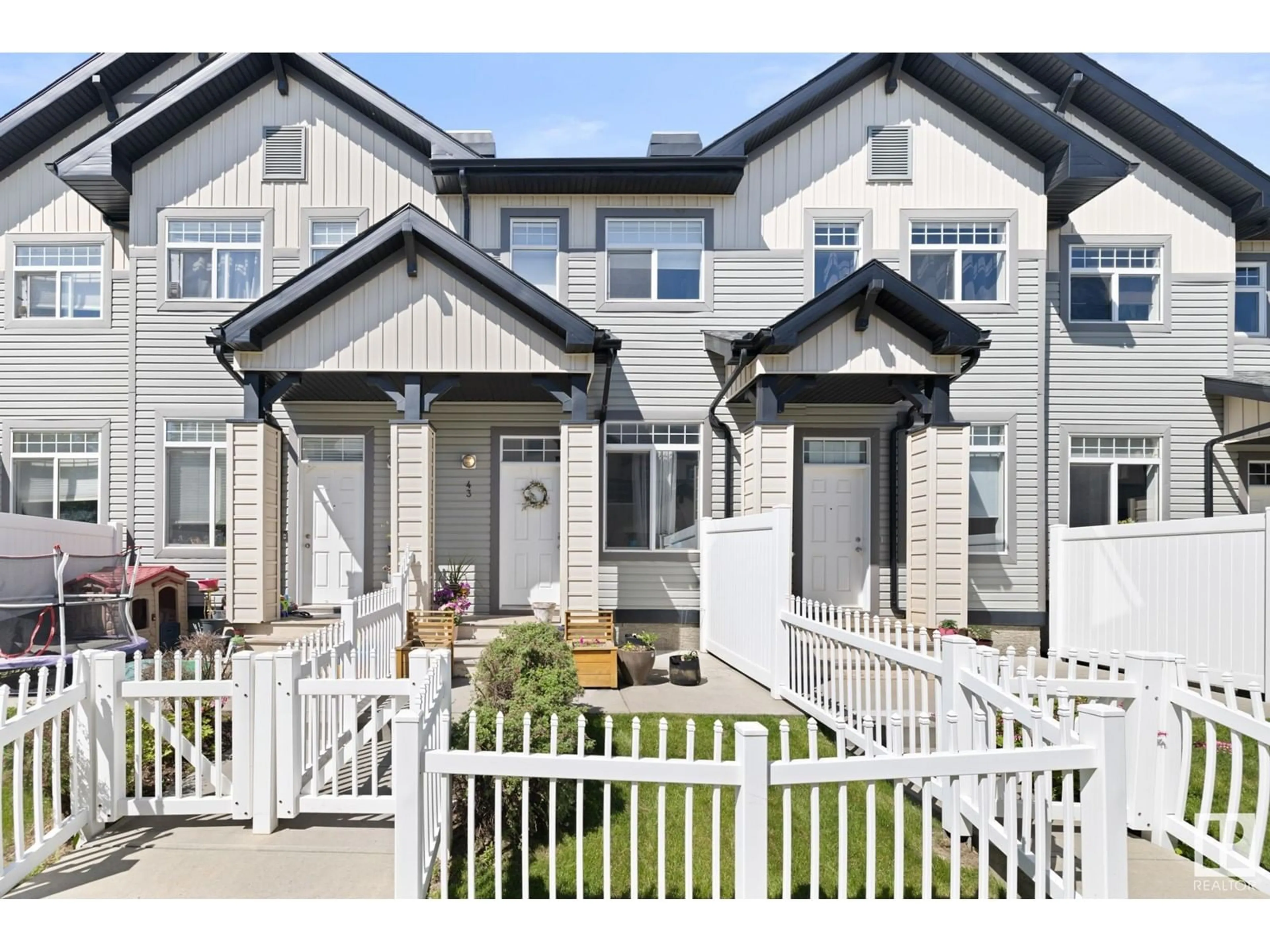 A pic from exterior of the house or condo for #43 465 HEMINGWAY RD NW, Edmonton Alberta T6M0M5