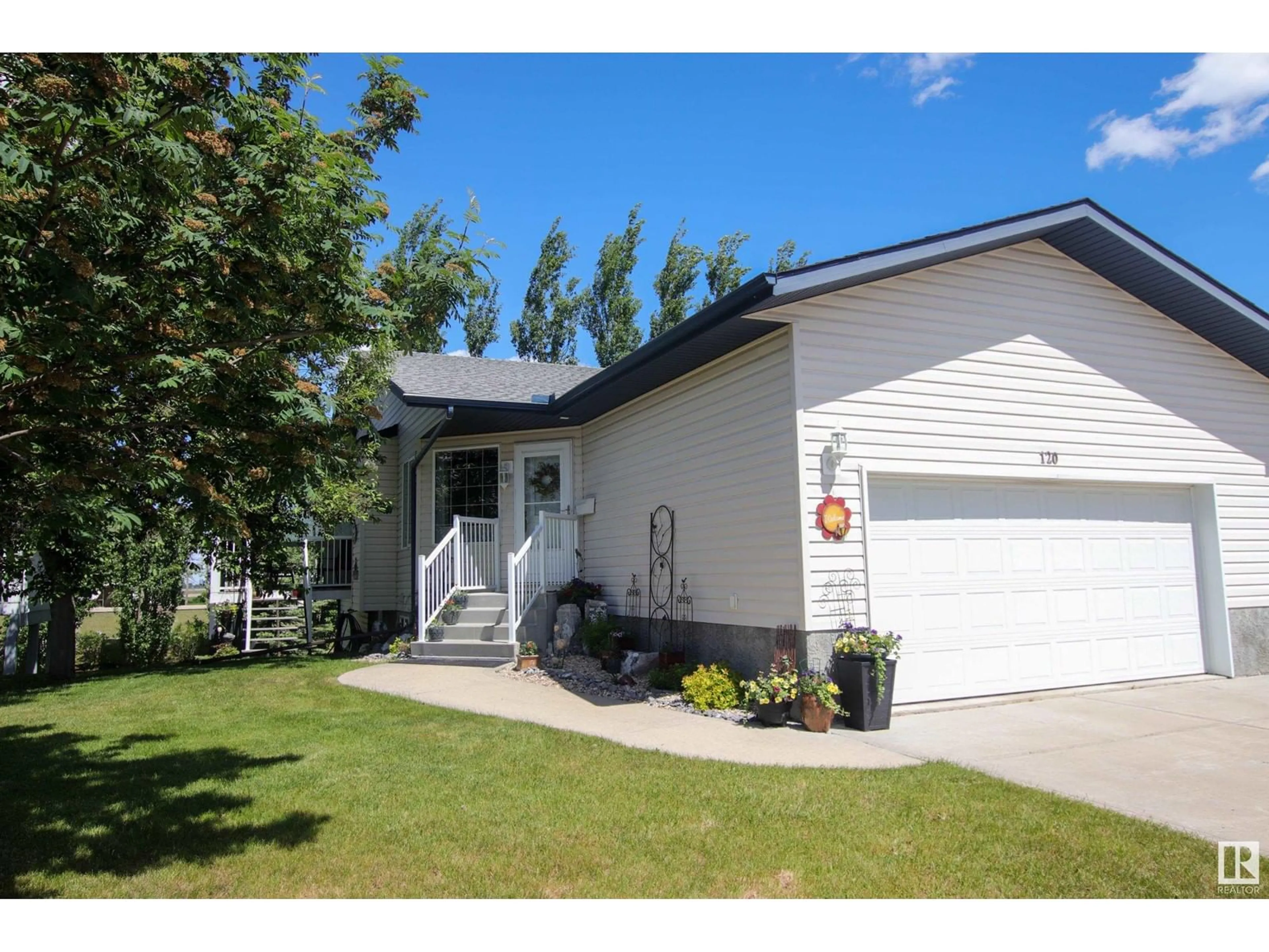 Frontside or backside of a home for #120 7000 NORTHVIEW DR, Wetaskiwin Alberta T9A3R9