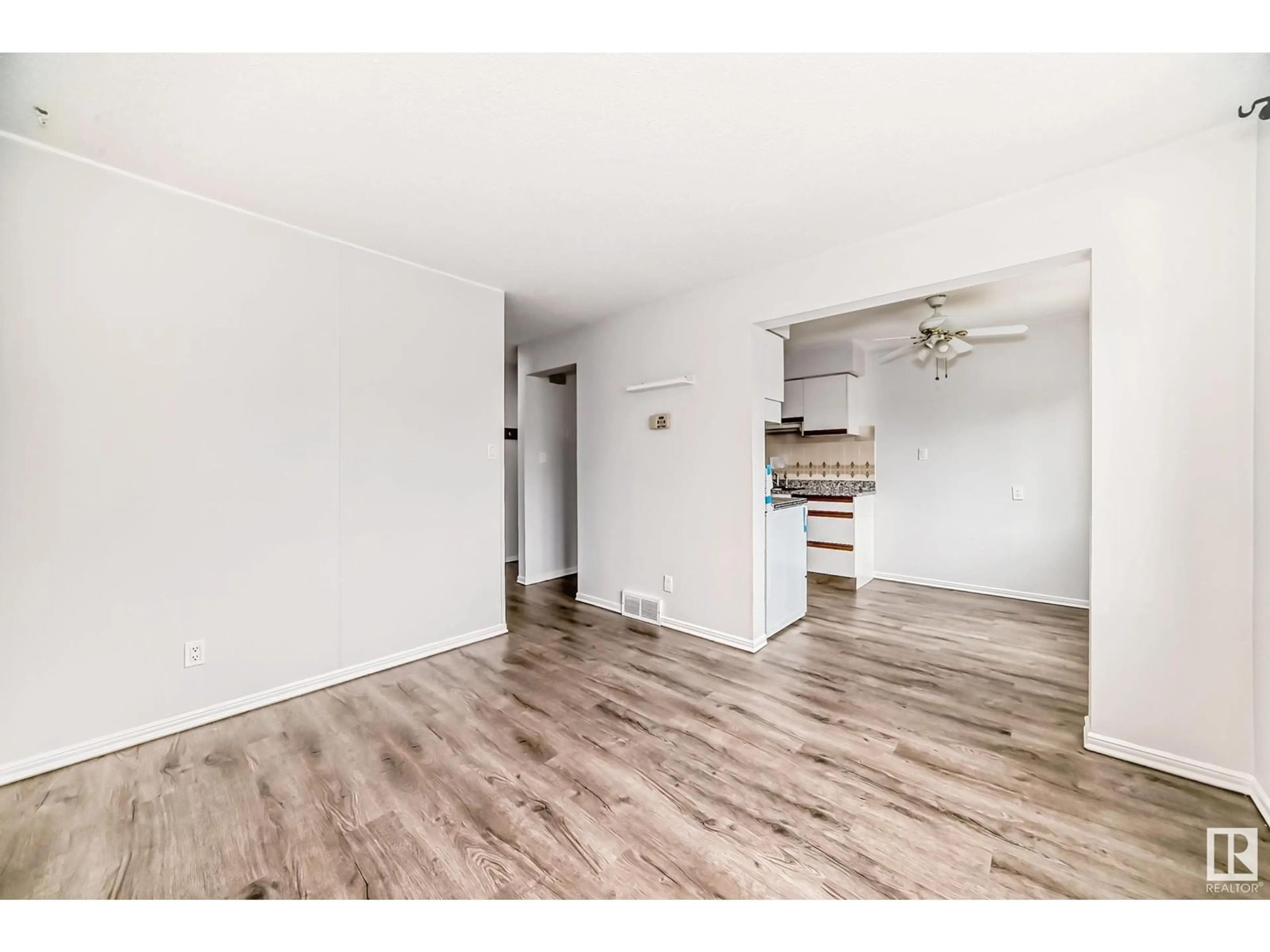 A pic of a room for #17 14315 82 ST NW, Edmonton Alberta T5E2V7